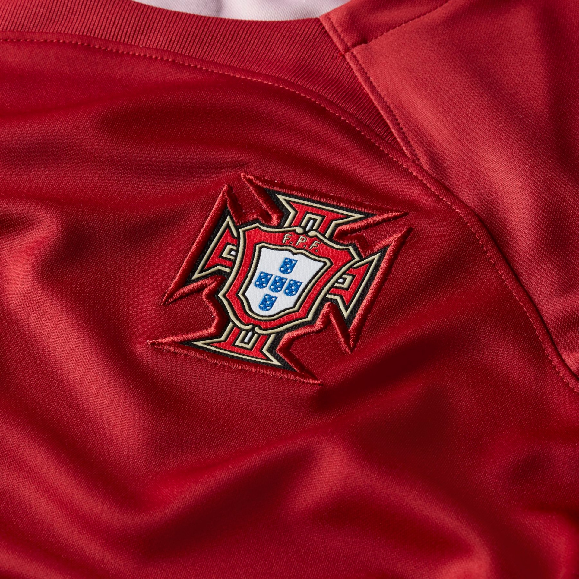 Camisa Nike Portugal I 2022/23 Torcedor Pro Infantil - Foto 6