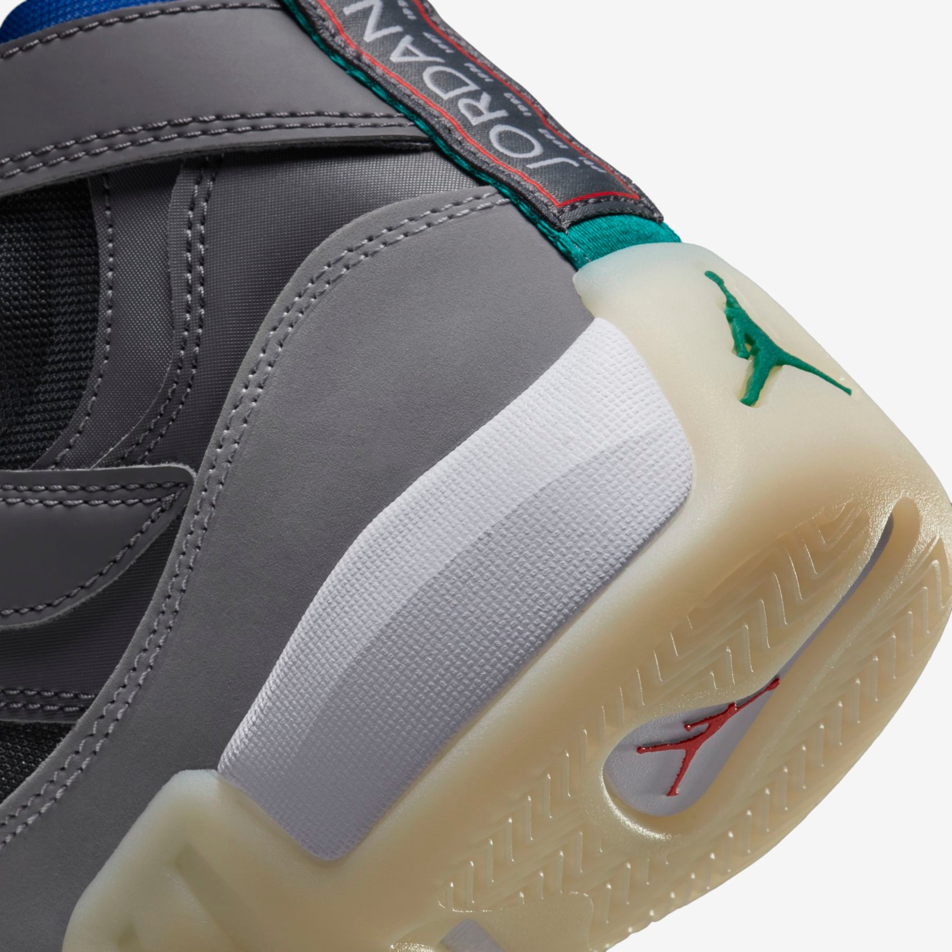 Tênis Jordan Jumpman Two Trey Masculino - Foto 8