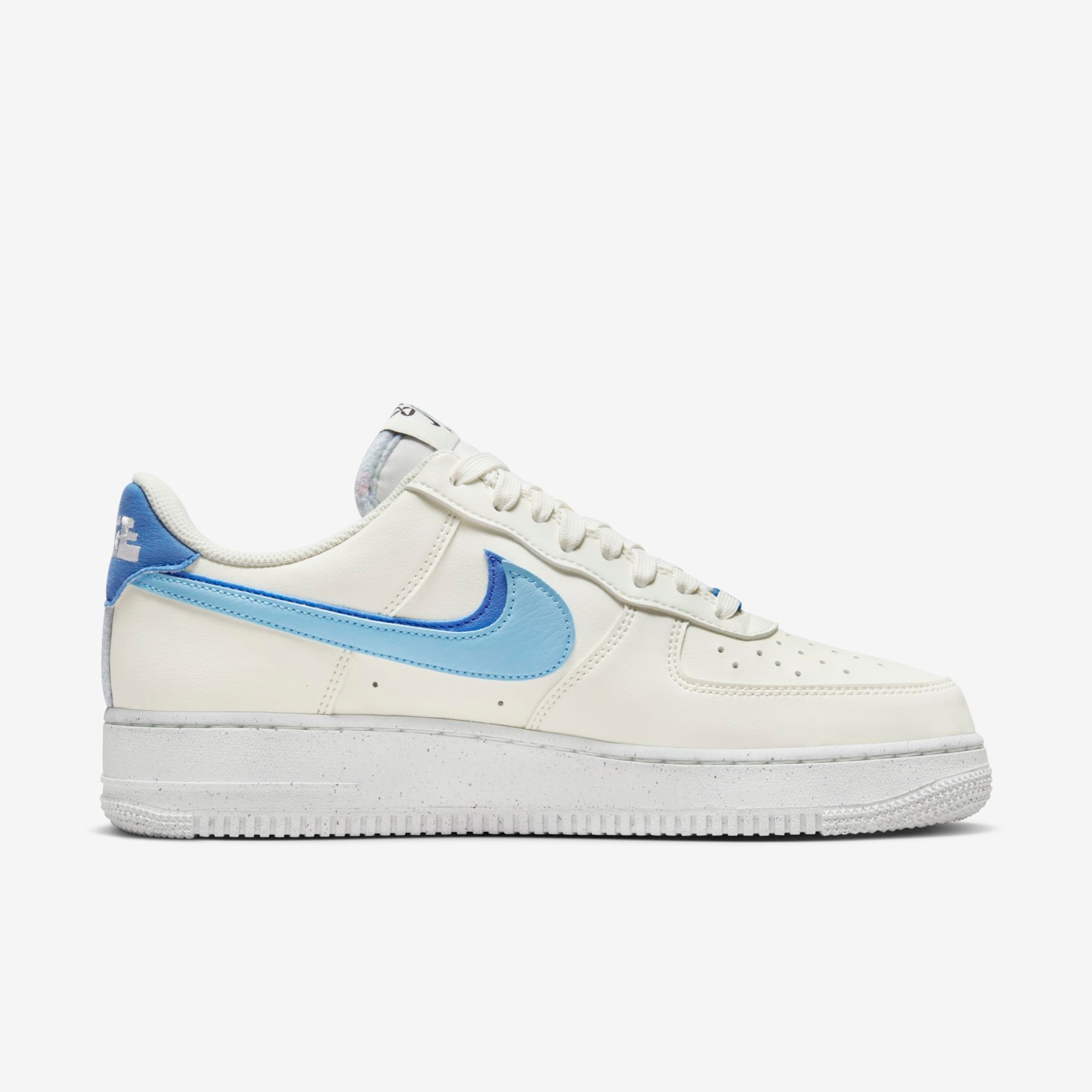 Tênis Nike Air Force 1"07 LV8 Masculino - Foto 3