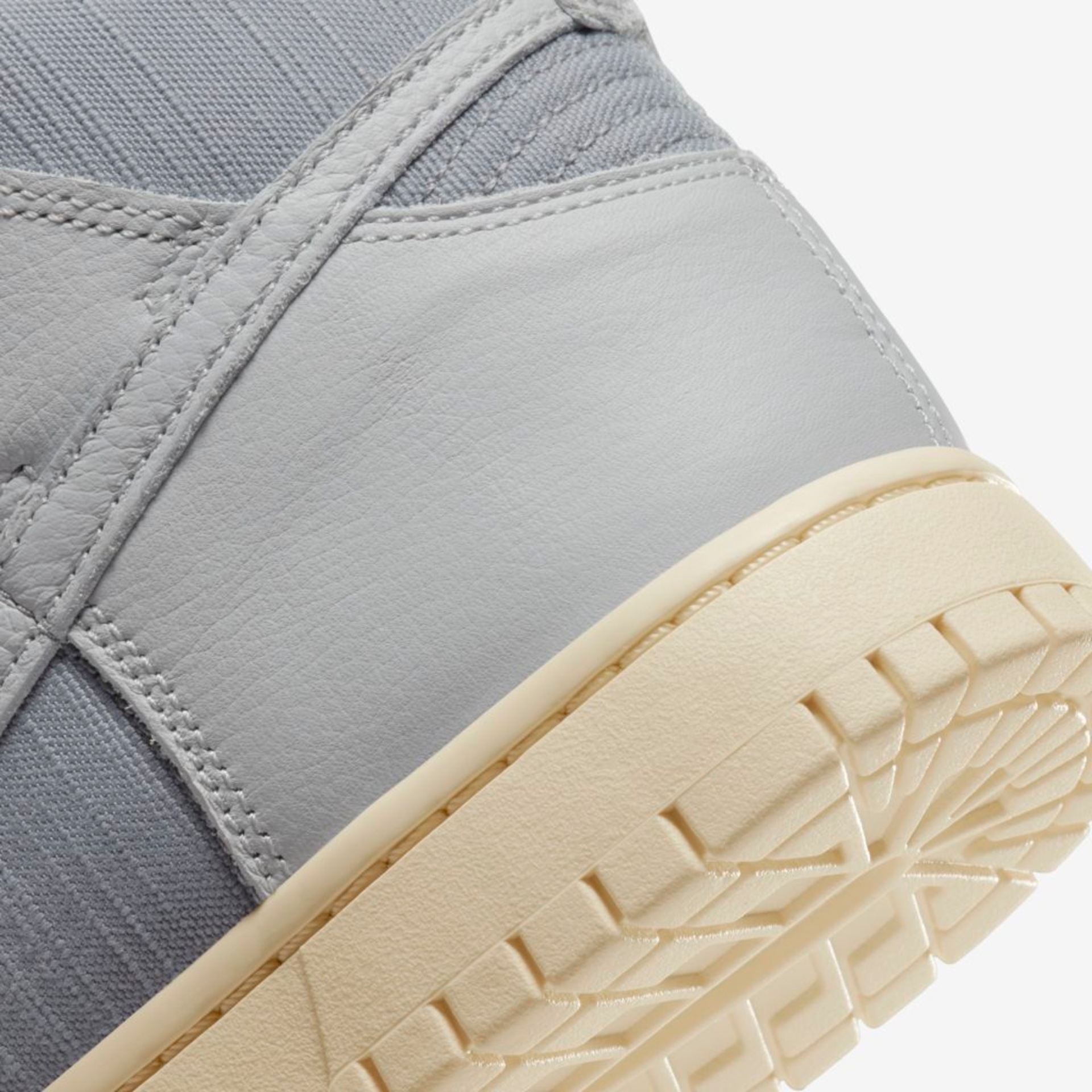 Tênis Nike Dunk High Retro Premium Masculino - Foto 8