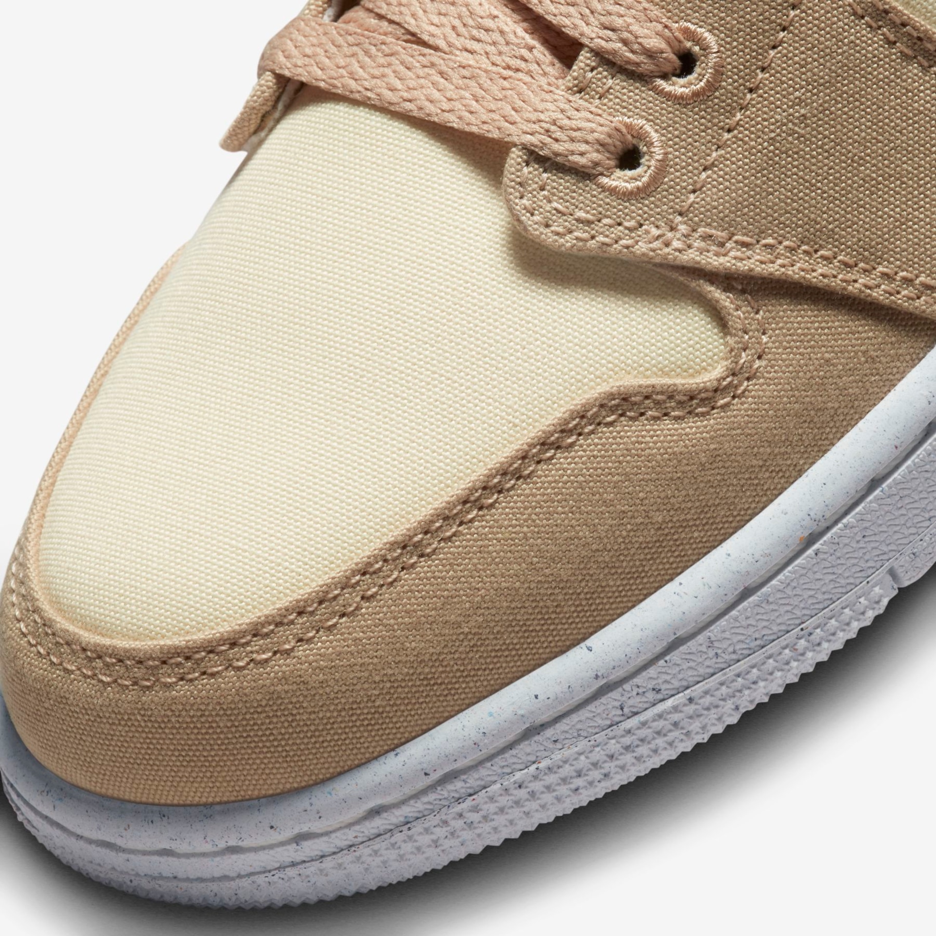 Tênis Jordan 1 Mid SE Feminino - Foto 7