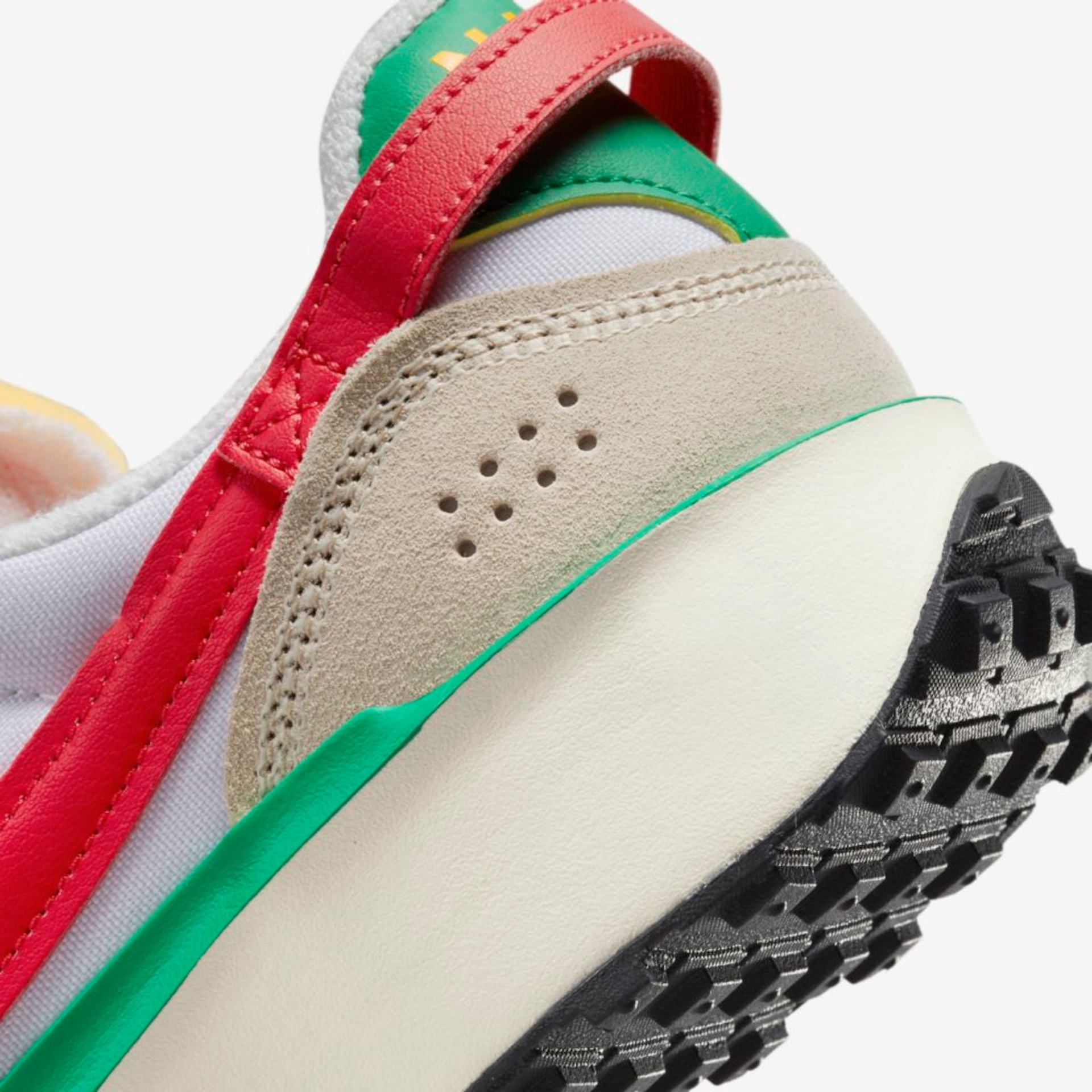 Tênis Nike Waffle Debut Feminino - Foto 8