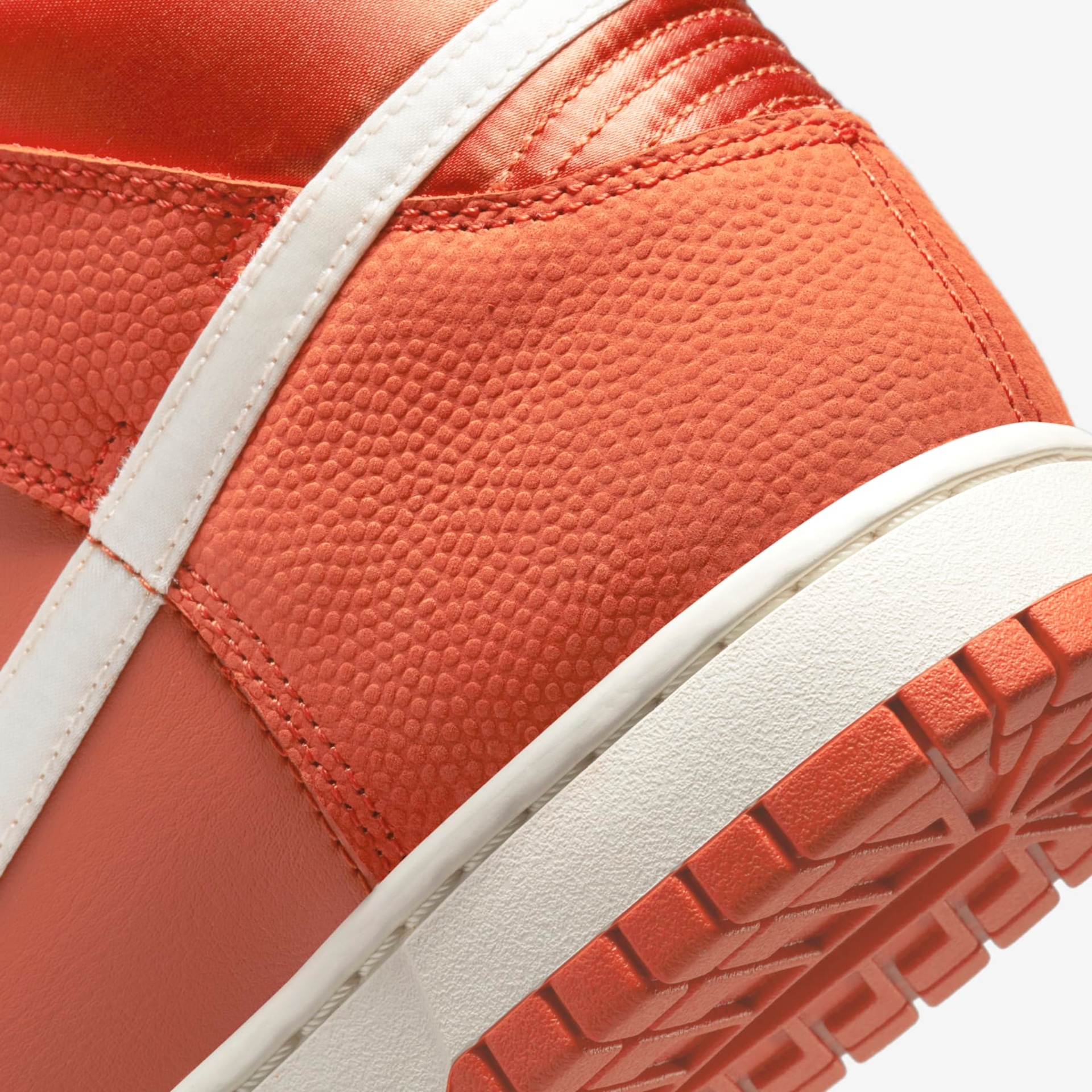 Tênis Nike Dunk High Retro Premium EMB Masculino - Foto 8