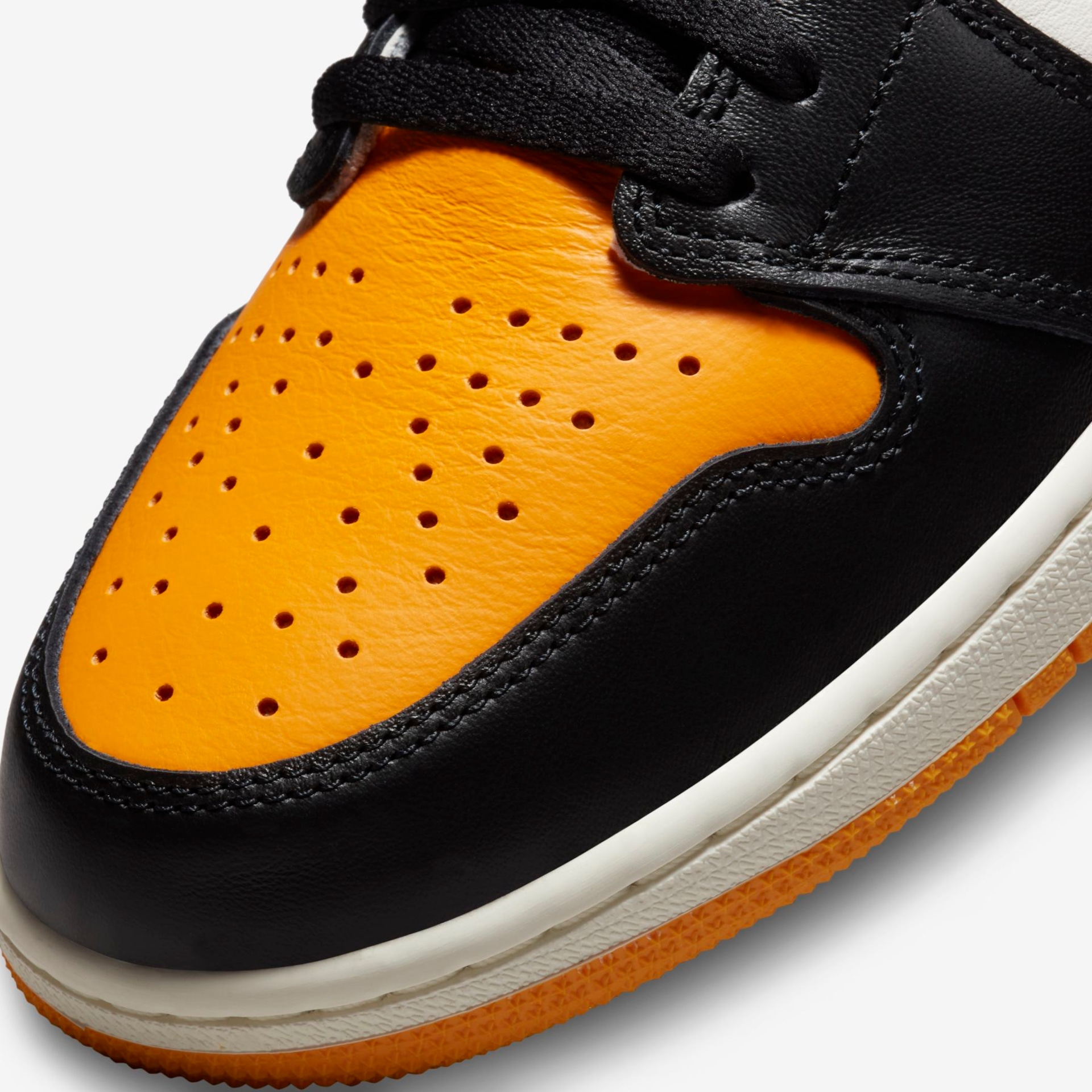 Tênis Air Jordan 1 Retro High OG - Foto 7