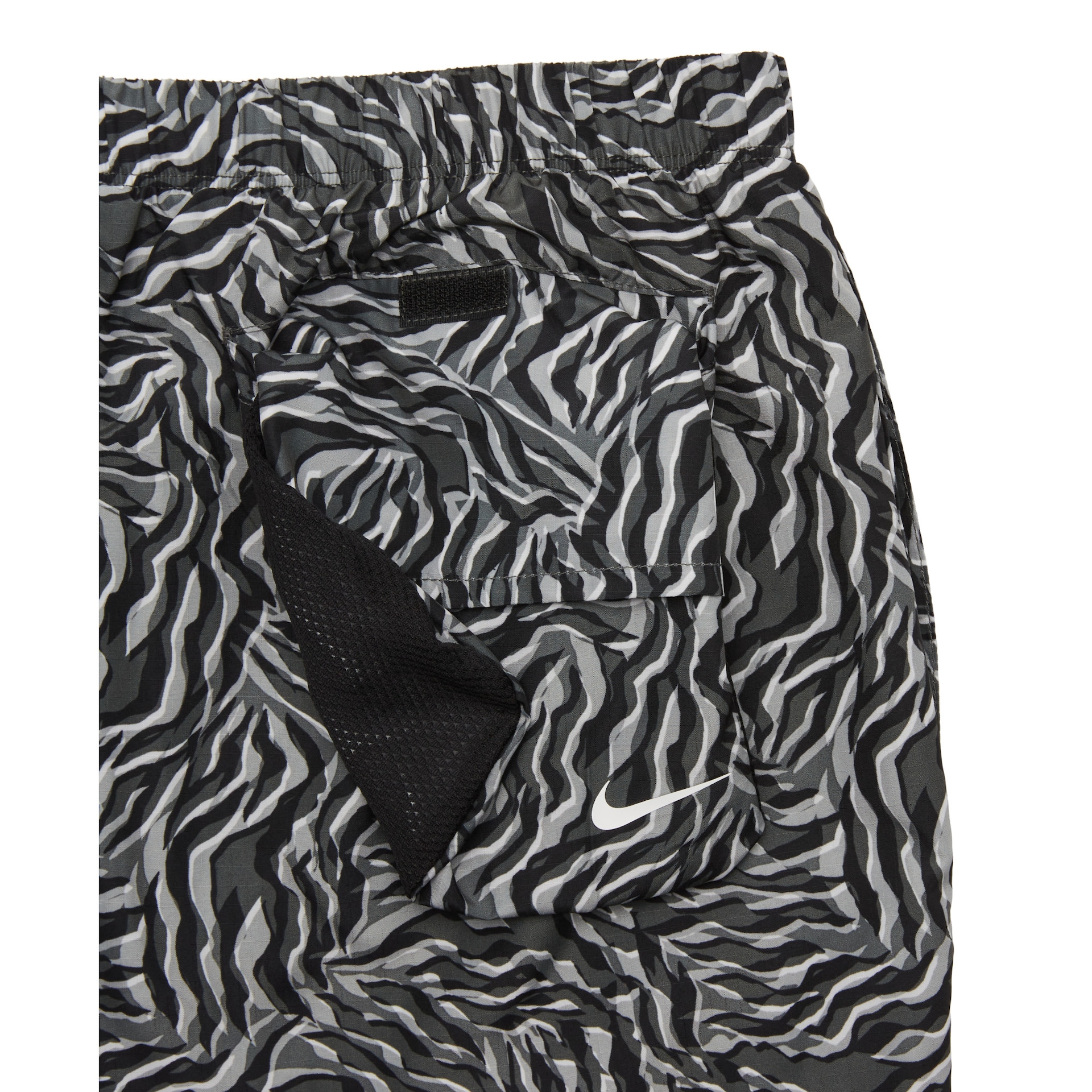 Shorts Nike Wild Masculino - Foto 4