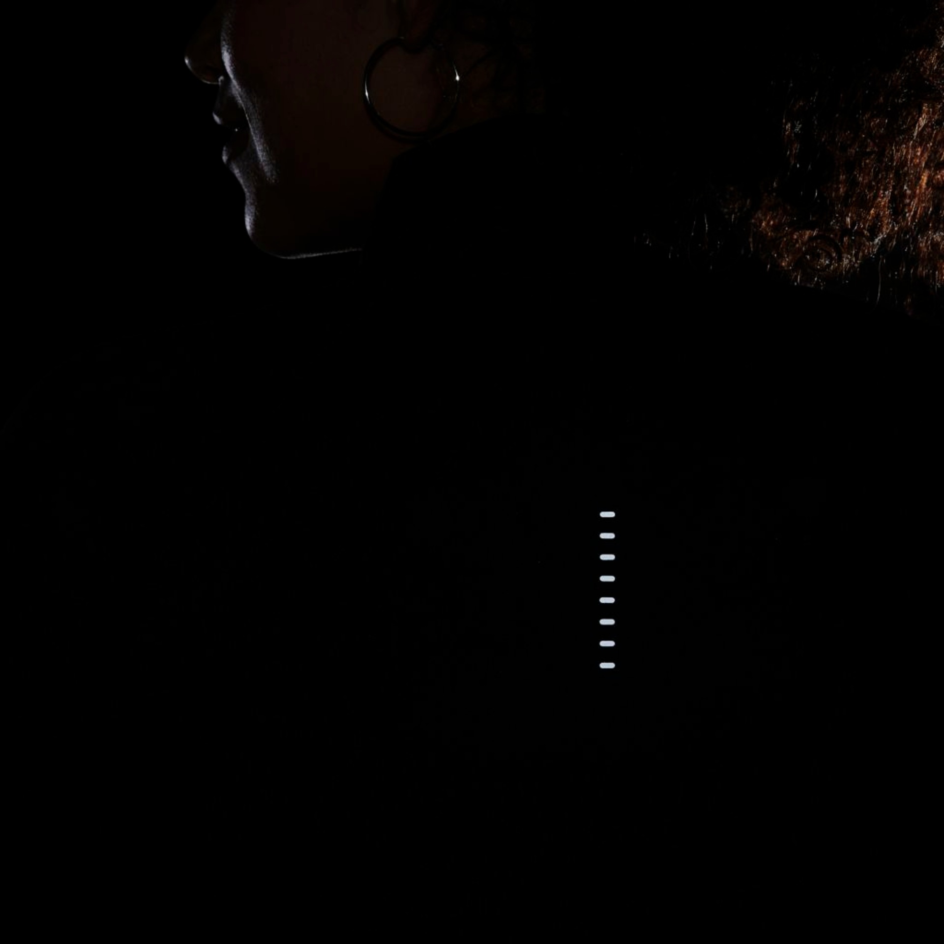 Plus Size - Camiseta Nike Swoosh Run Feminina - Foto 7