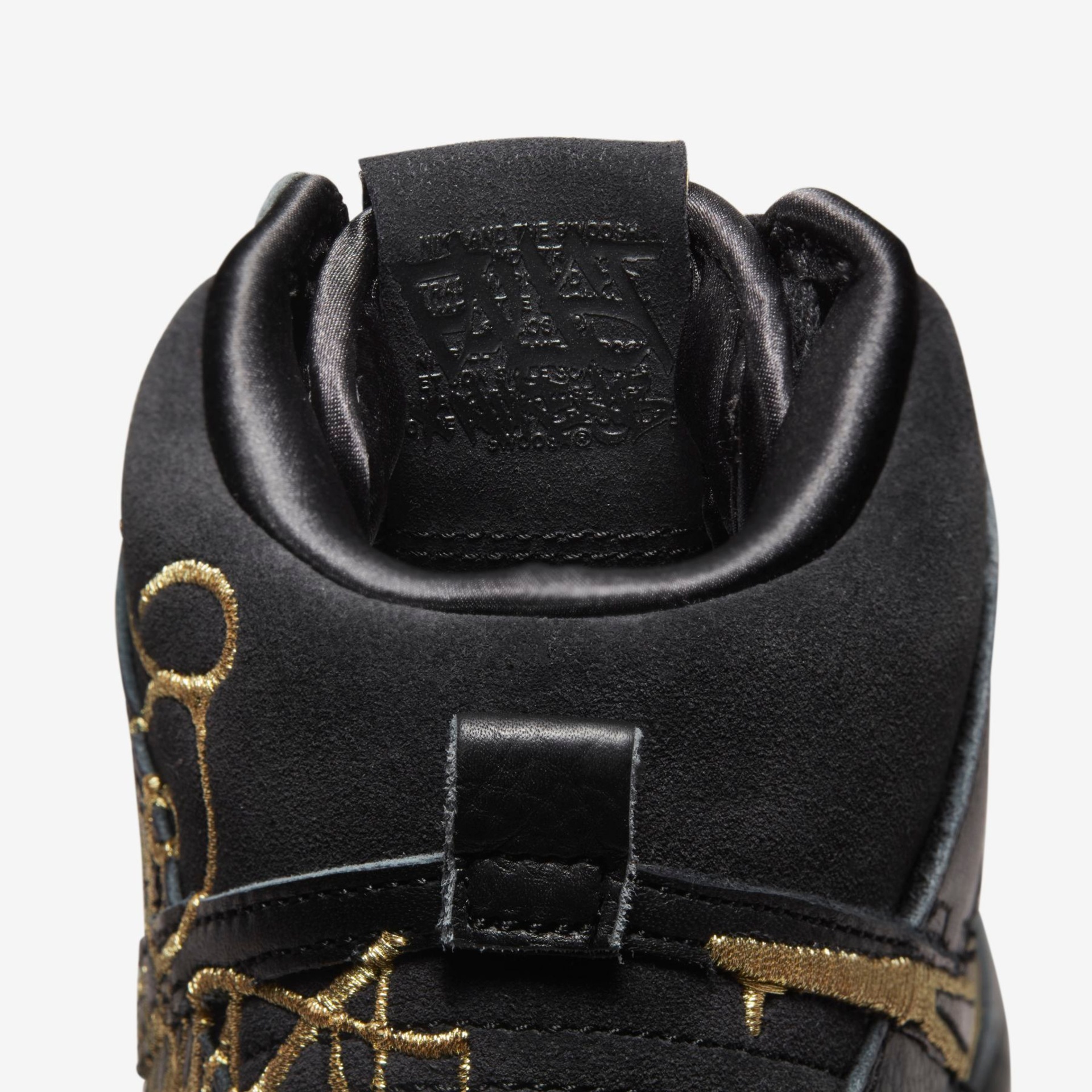 Tênis Nike SB Dunk High x FAUST - Foto 12