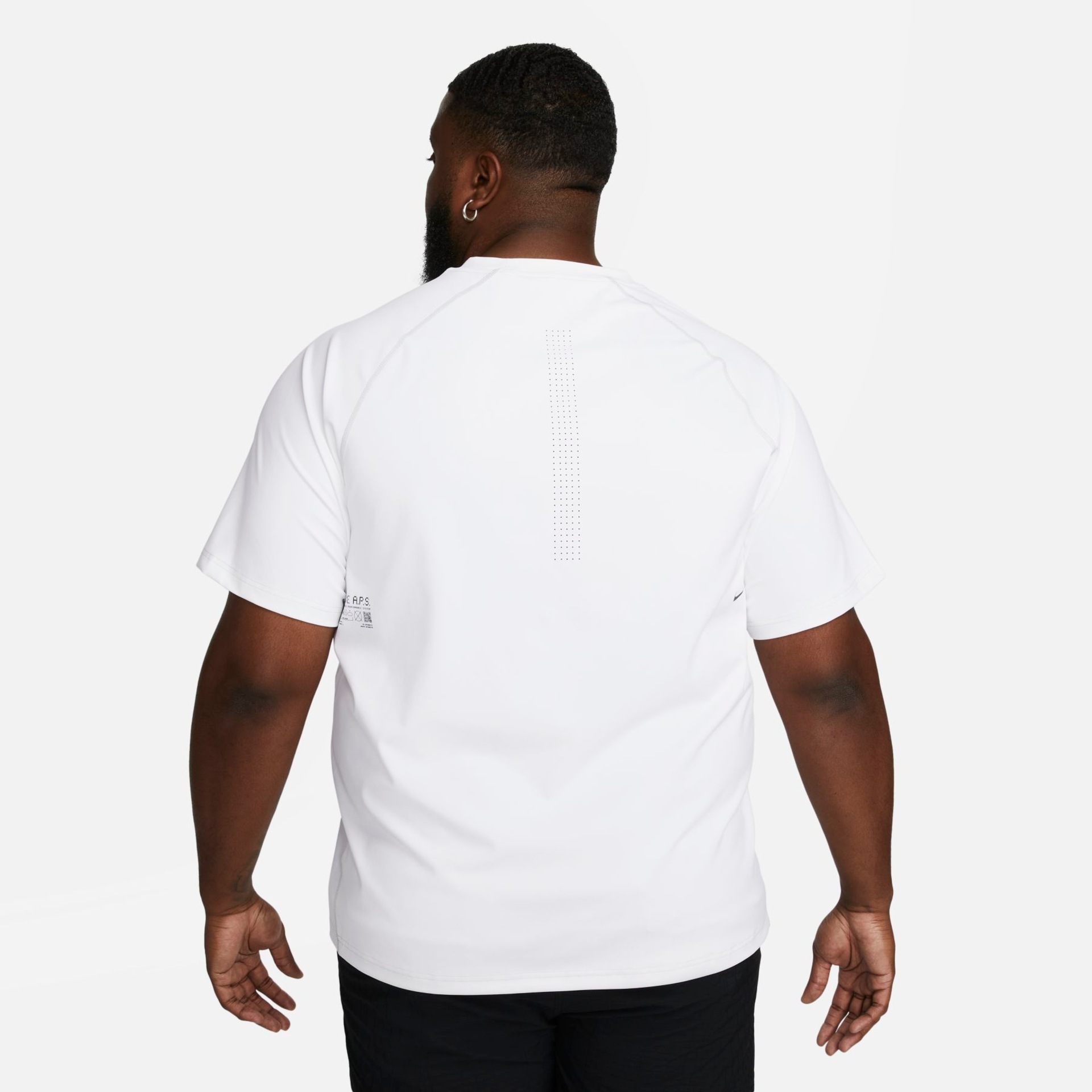 Camiseta Nike Dri-FIT Advanced Axis Masculina - Foto 11