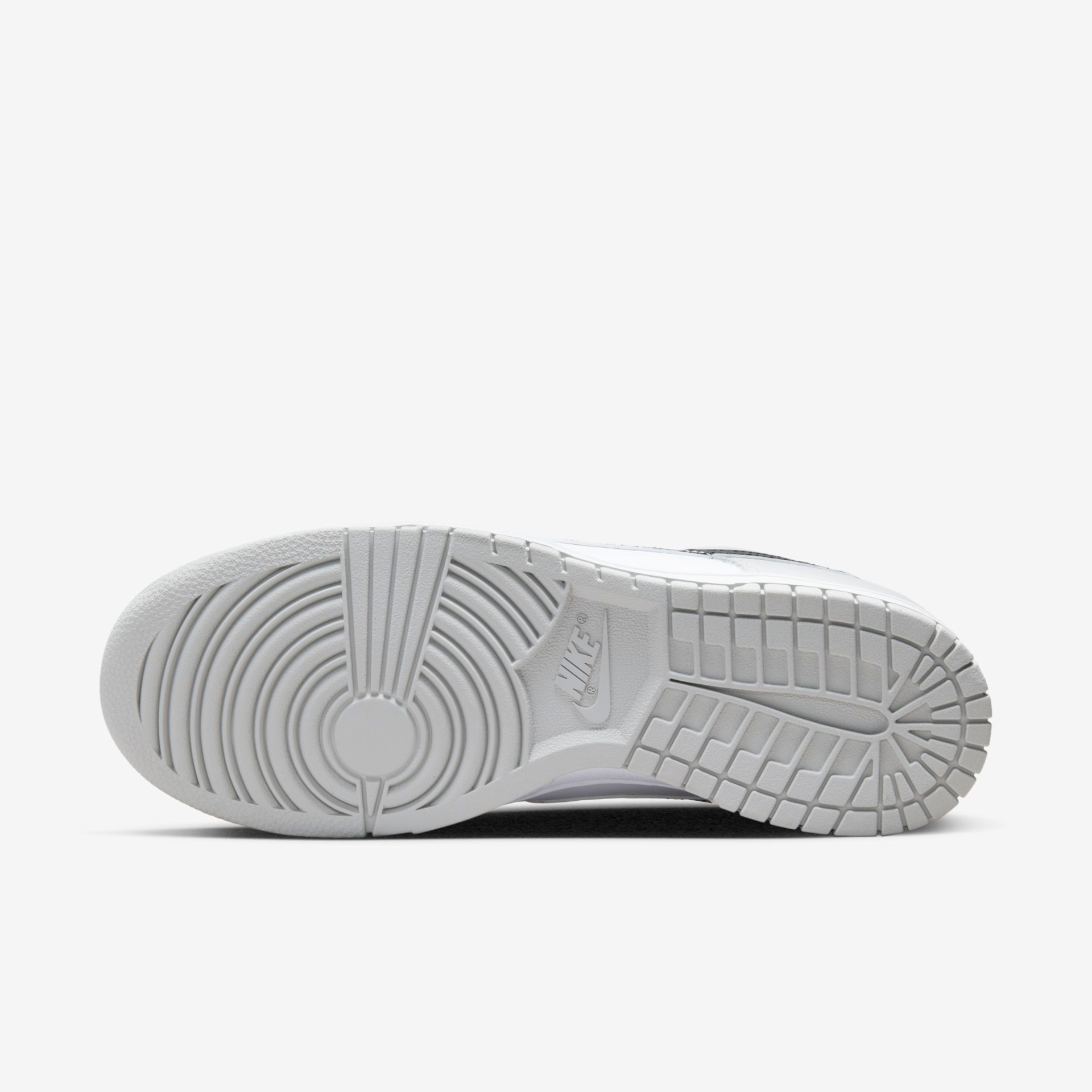 Nike Dunk Low Retro Se DC - Foto 2
