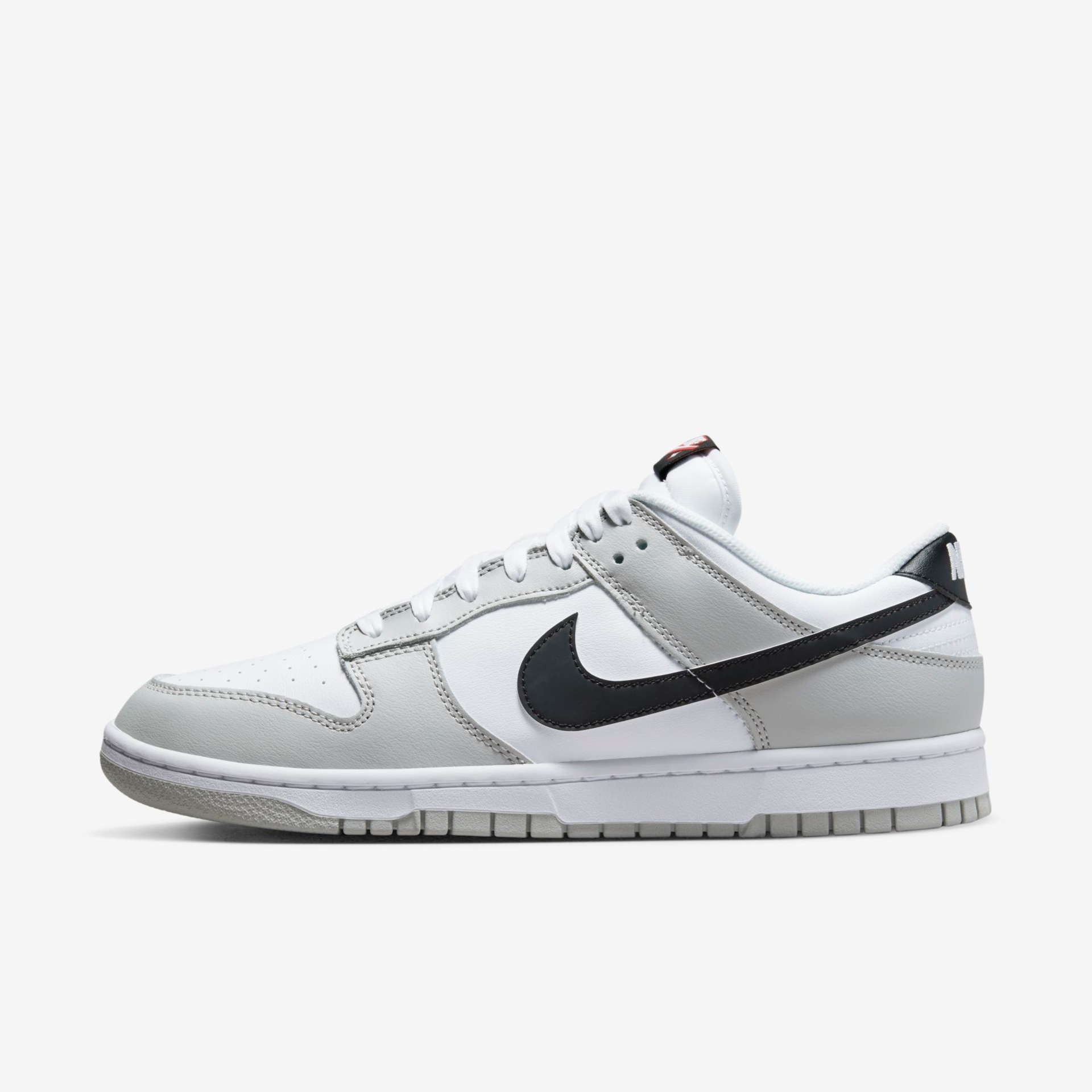 Nike Dunk Low Retro Se DC - Foto 1