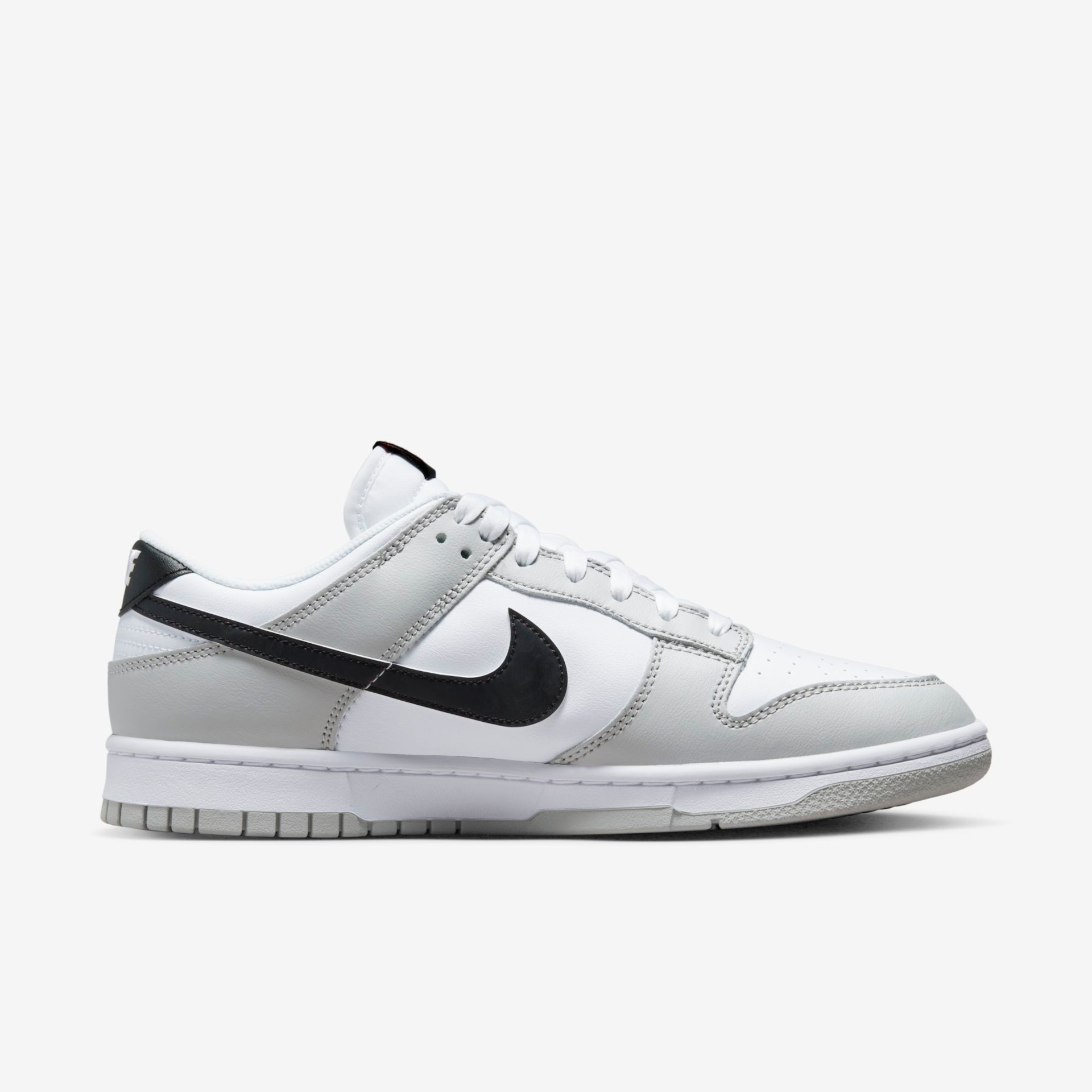Nike Dunk Low Retro Se DC - Foto 3