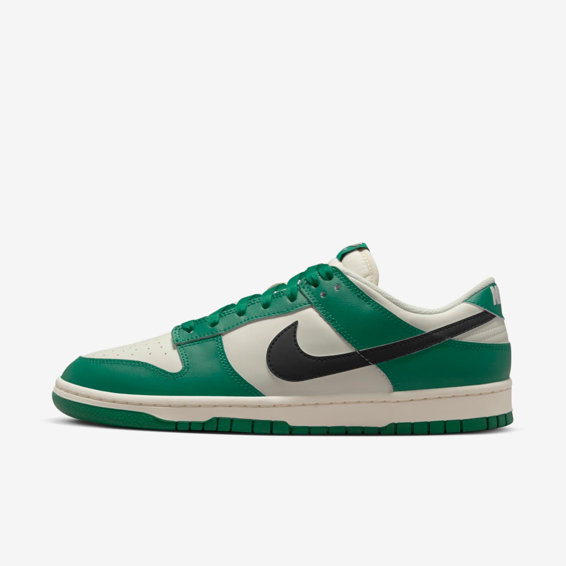 Nike Dunk Low Retro Se DC - Foto 1