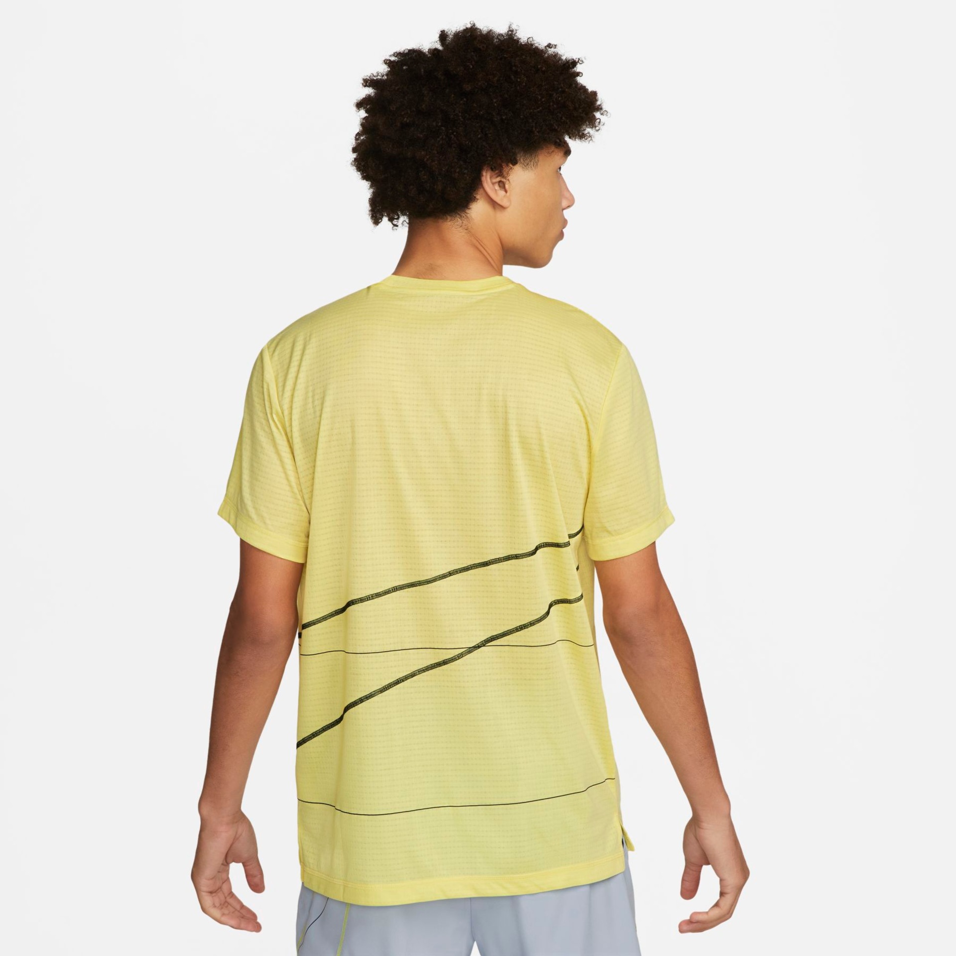 Camiseta Nike Dri-FIT Q5 Masculina - Foto 2