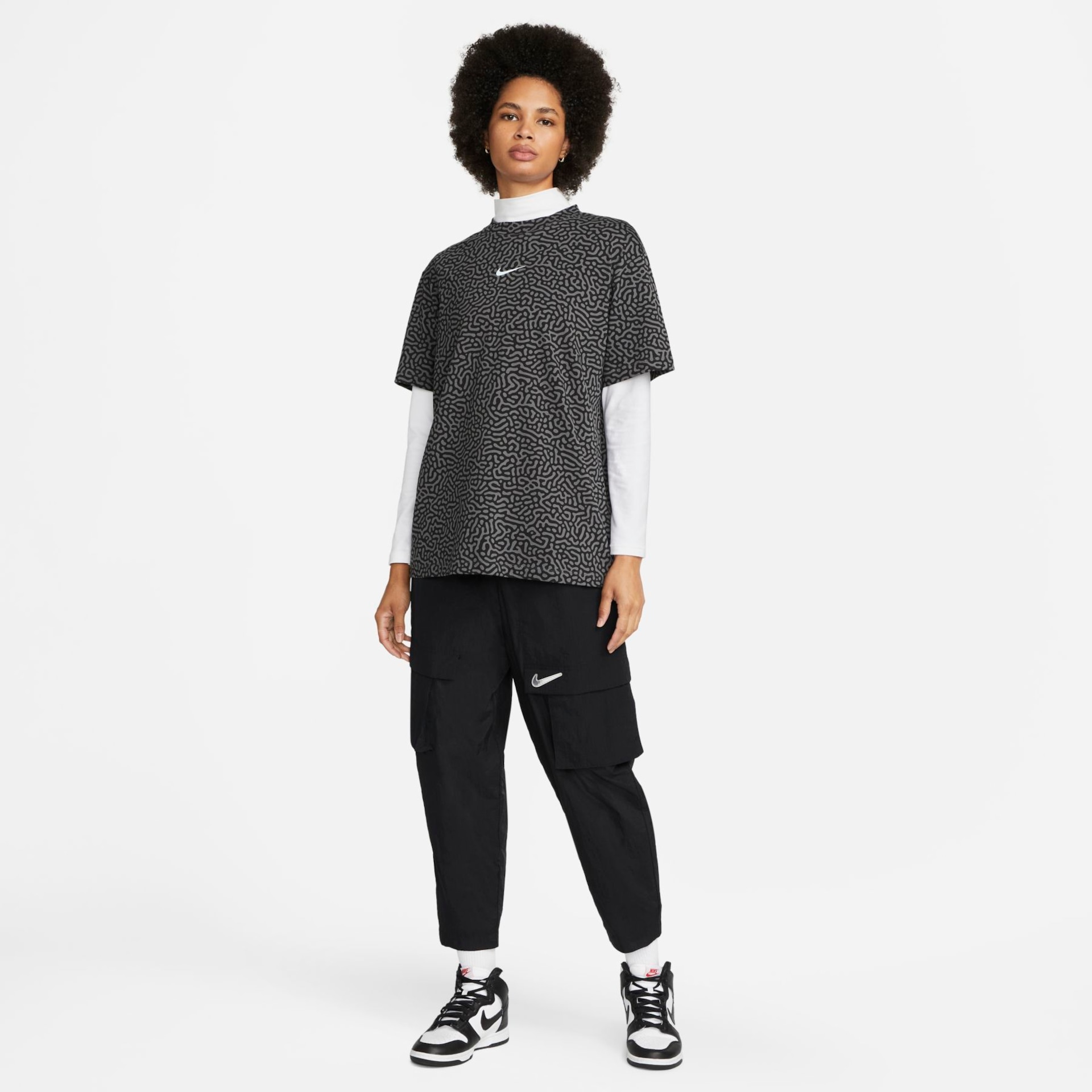 Camiseta Nike Sportswear Feminina - Foto 4