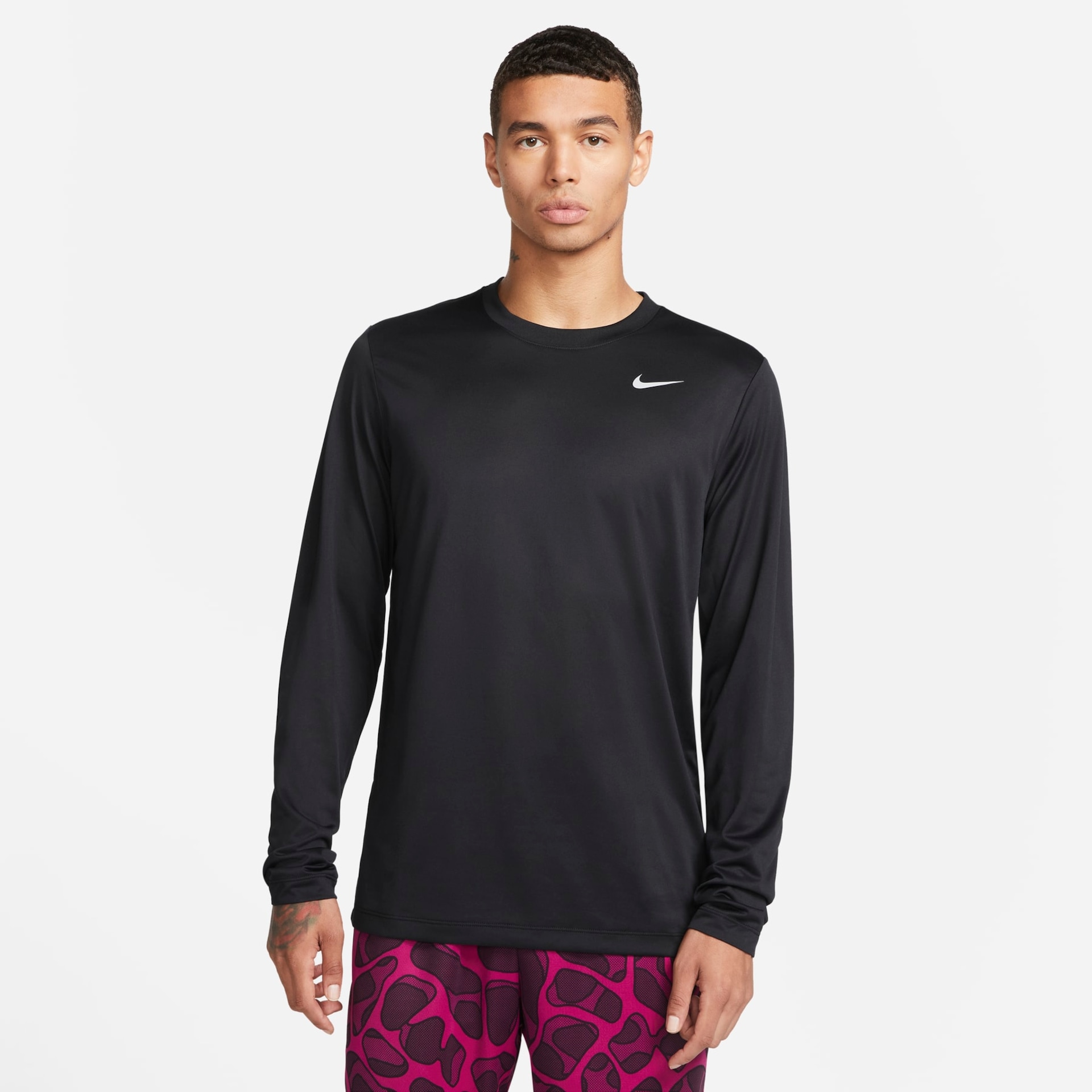 Camiseta Nike Dri-FIT Legend Masculina - Foto 1