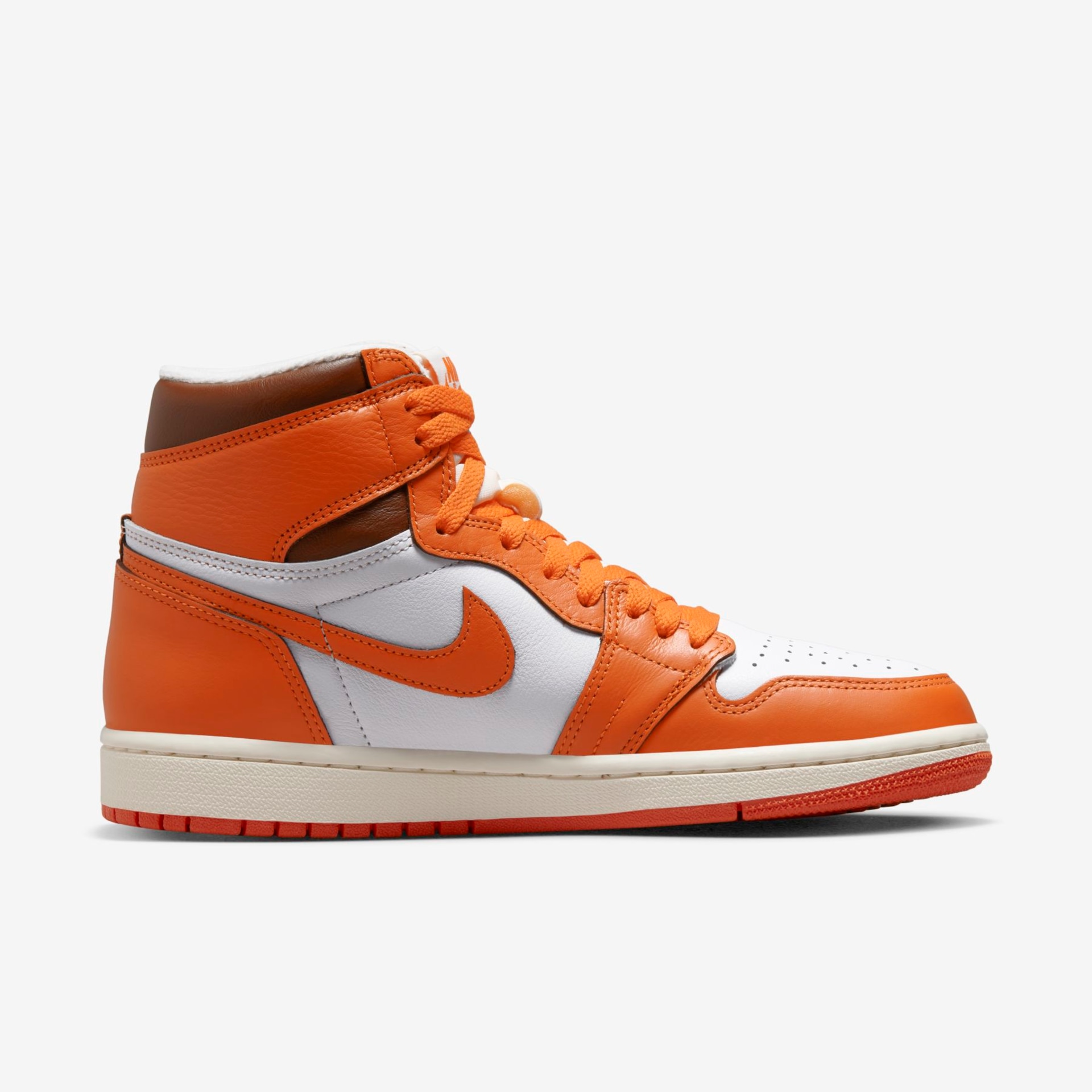 Tênis Nike Air Jordan 1 Retro HI OG Feminino - Foto 3