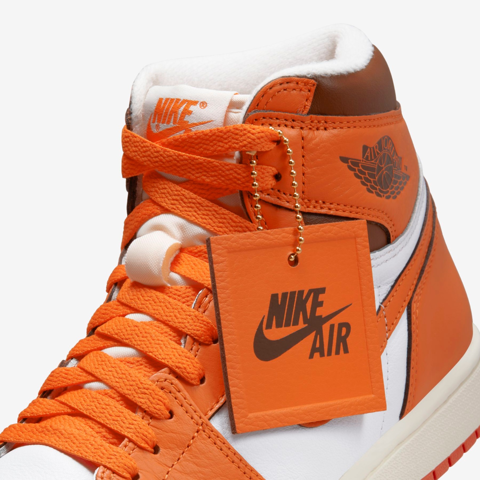 Tênis Nike Air Jordan 1 Retro HI OG Feminino - Foto 9