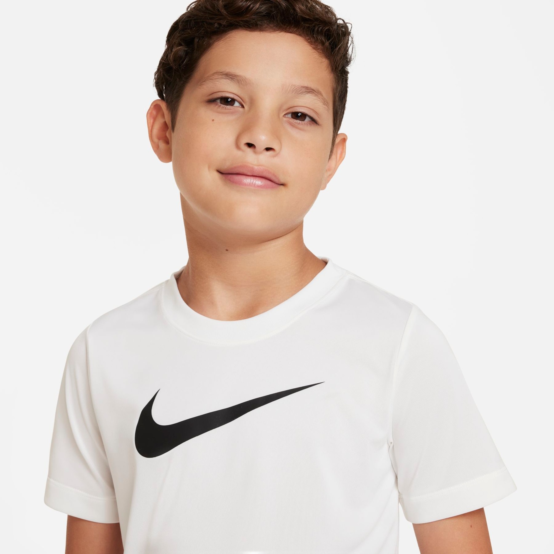Camiseta Nike Dri-FIT Legend Infantil - Foto 3