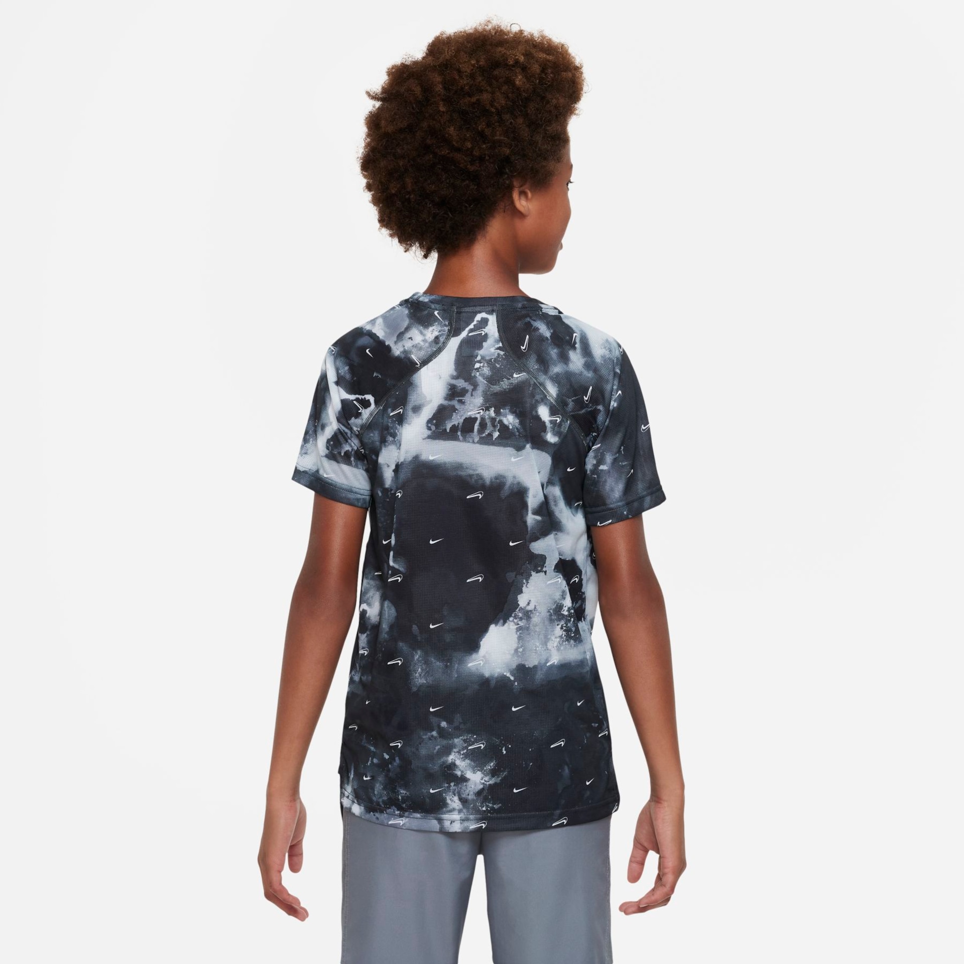 Camiseta Nike Dri-FIT Performance Infantil - Foto 2