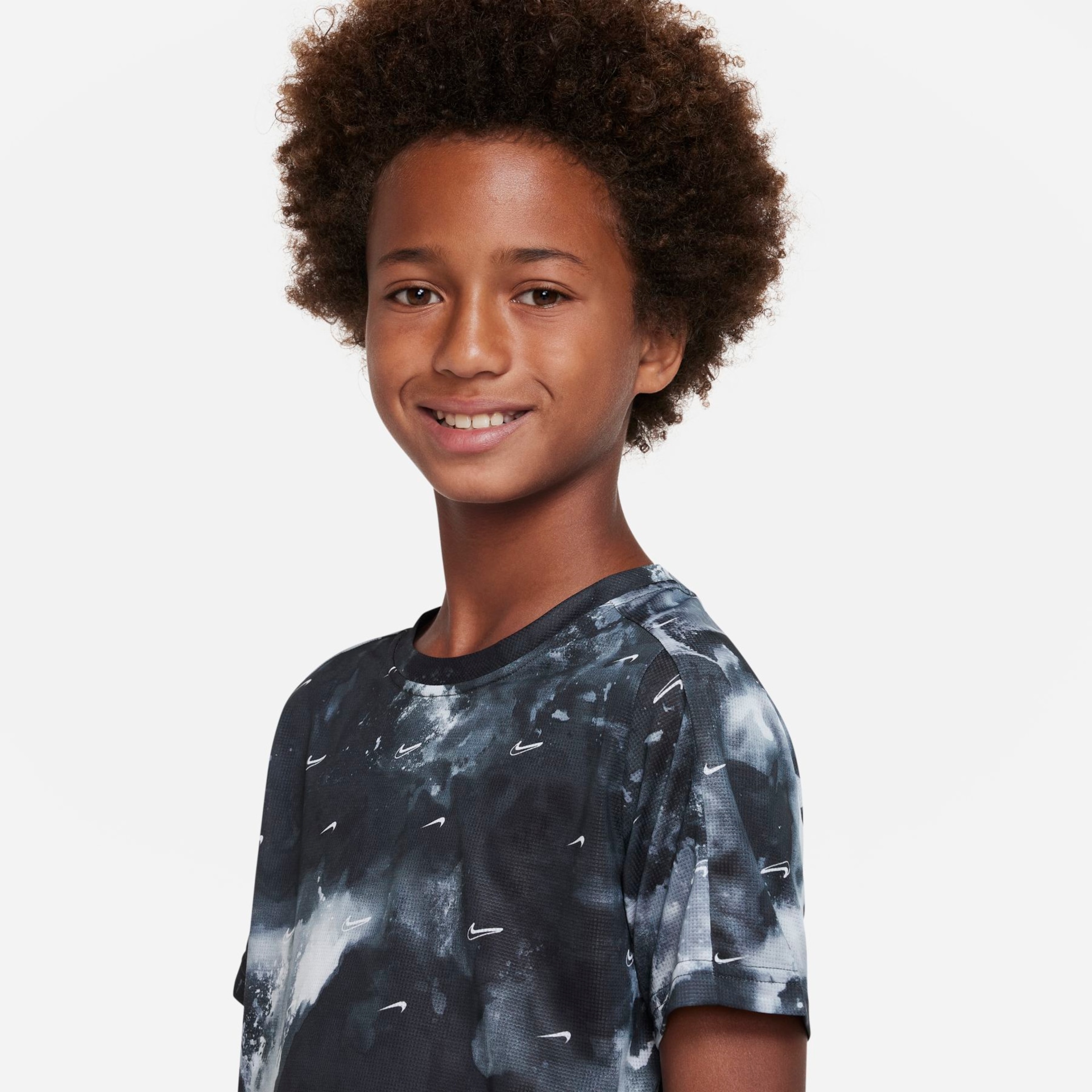 Camiseta Nike Dri-FIT Performance Infantil - Foto 3