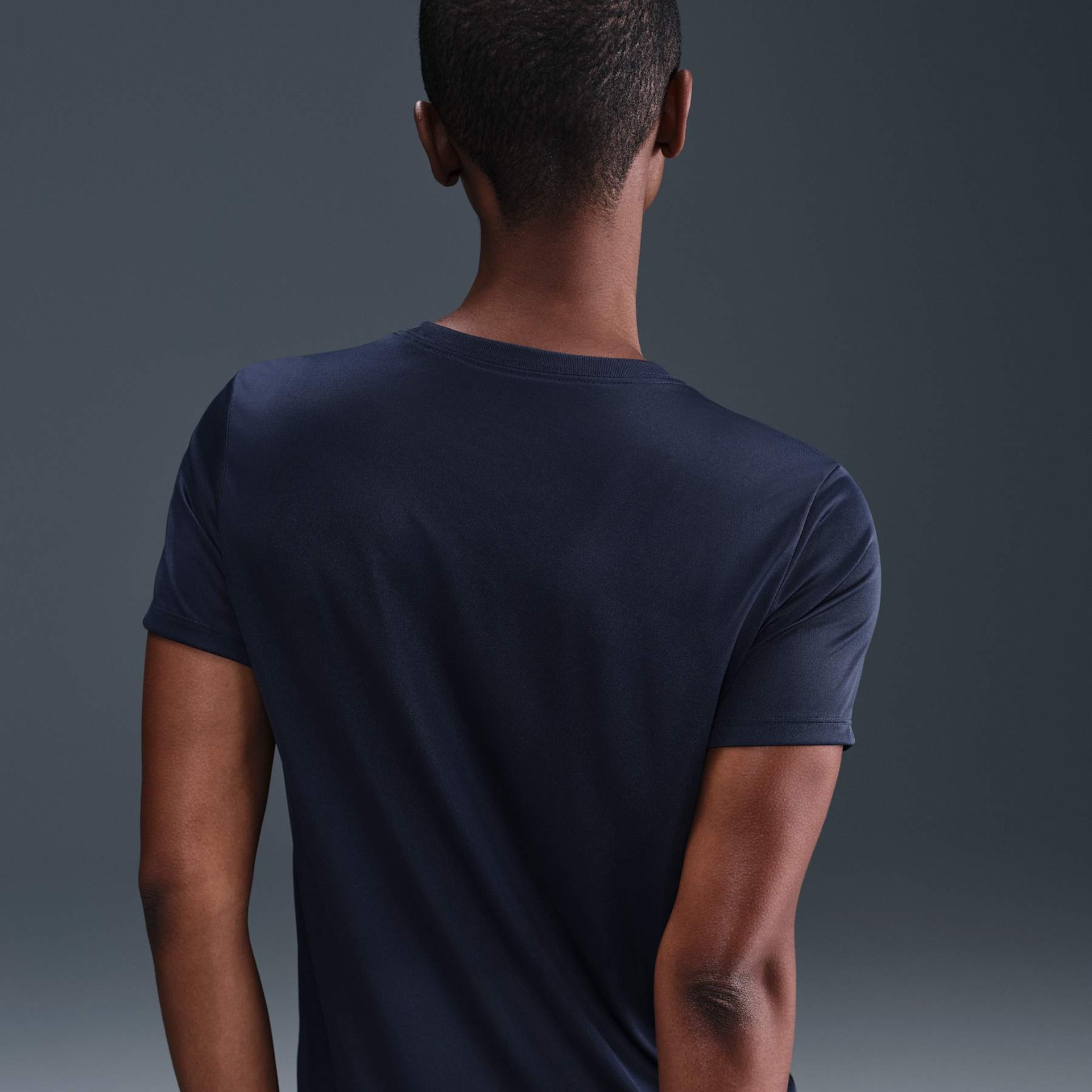Camiseta Nike Dri-FIT Feminina - Foto 2