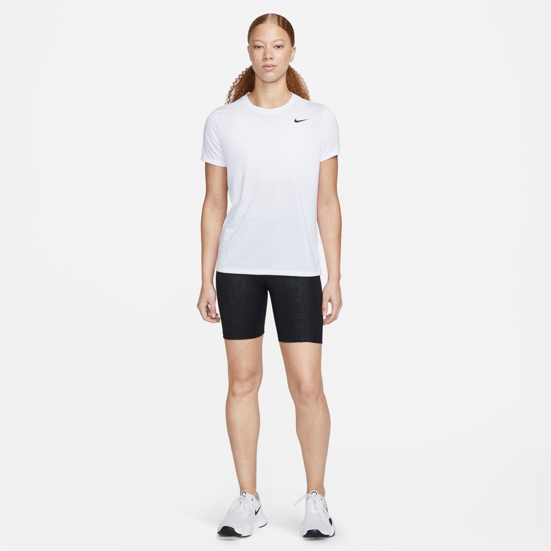 Camiseta Nike Dri-FIT Feminina - Foto 4