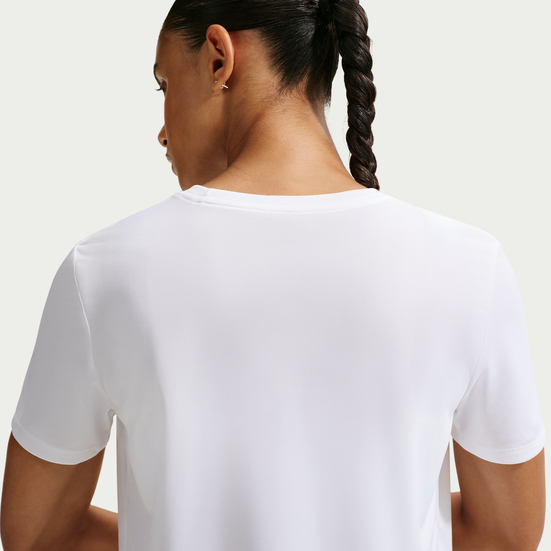 Camiseta Nike Dri-FIT Feminina - Foto 3