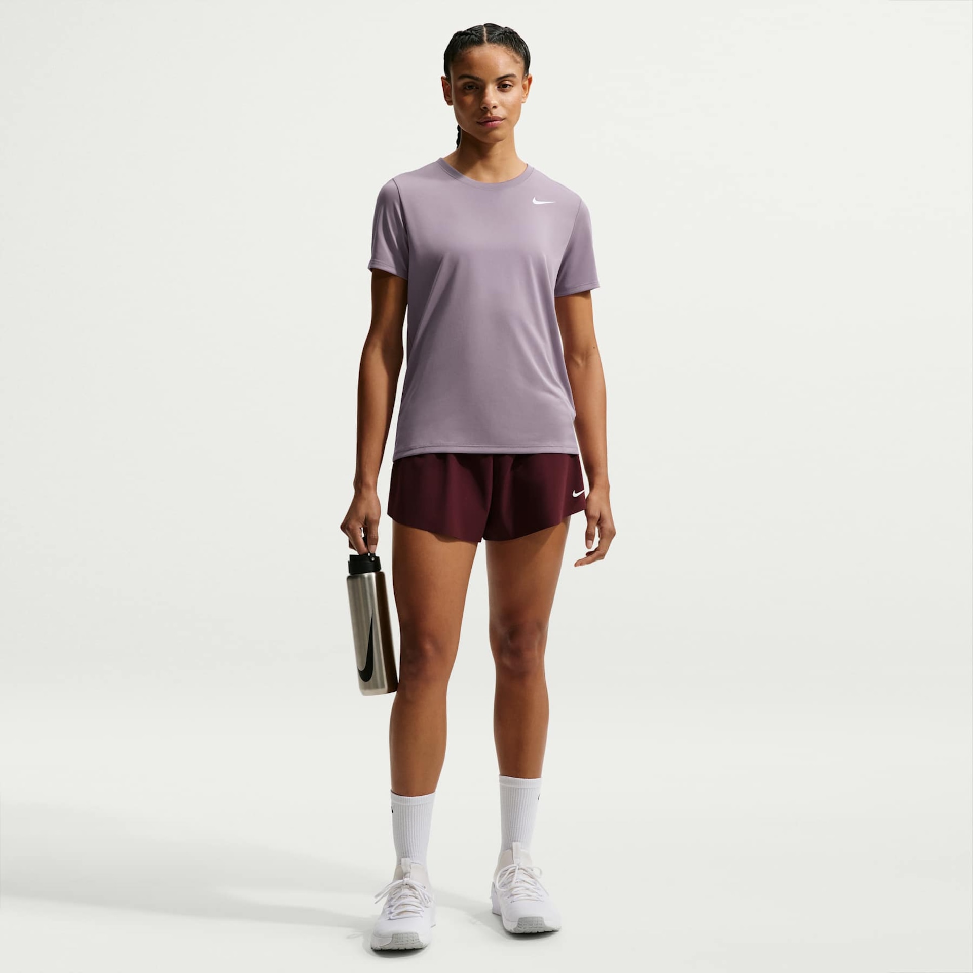 Camiseta Nike Dri-FIT Feminina - Foto 4