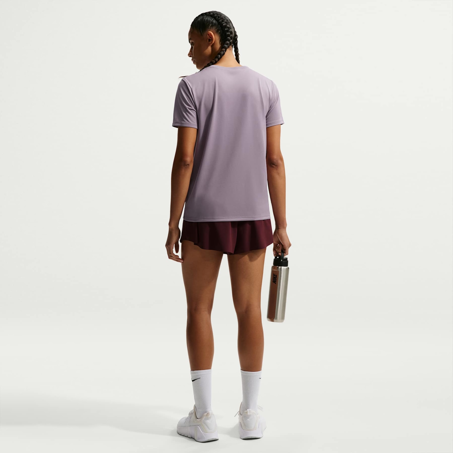 Camiseta Nike Dri-FIT Feminina - Foto 5