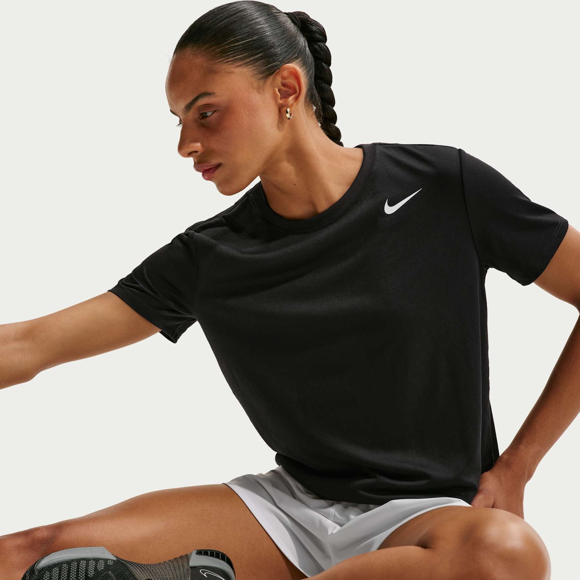 Camiseta Nike Dri-FIT Feminina - Foto 3