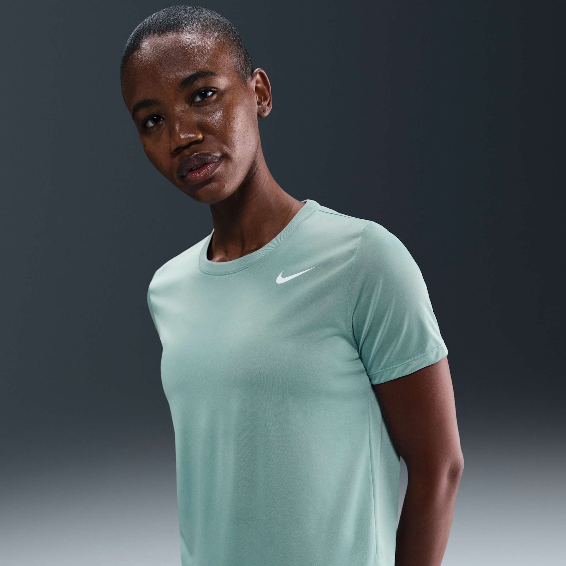 Camiseta Nike Dri-FIT Feminina - Foto 1