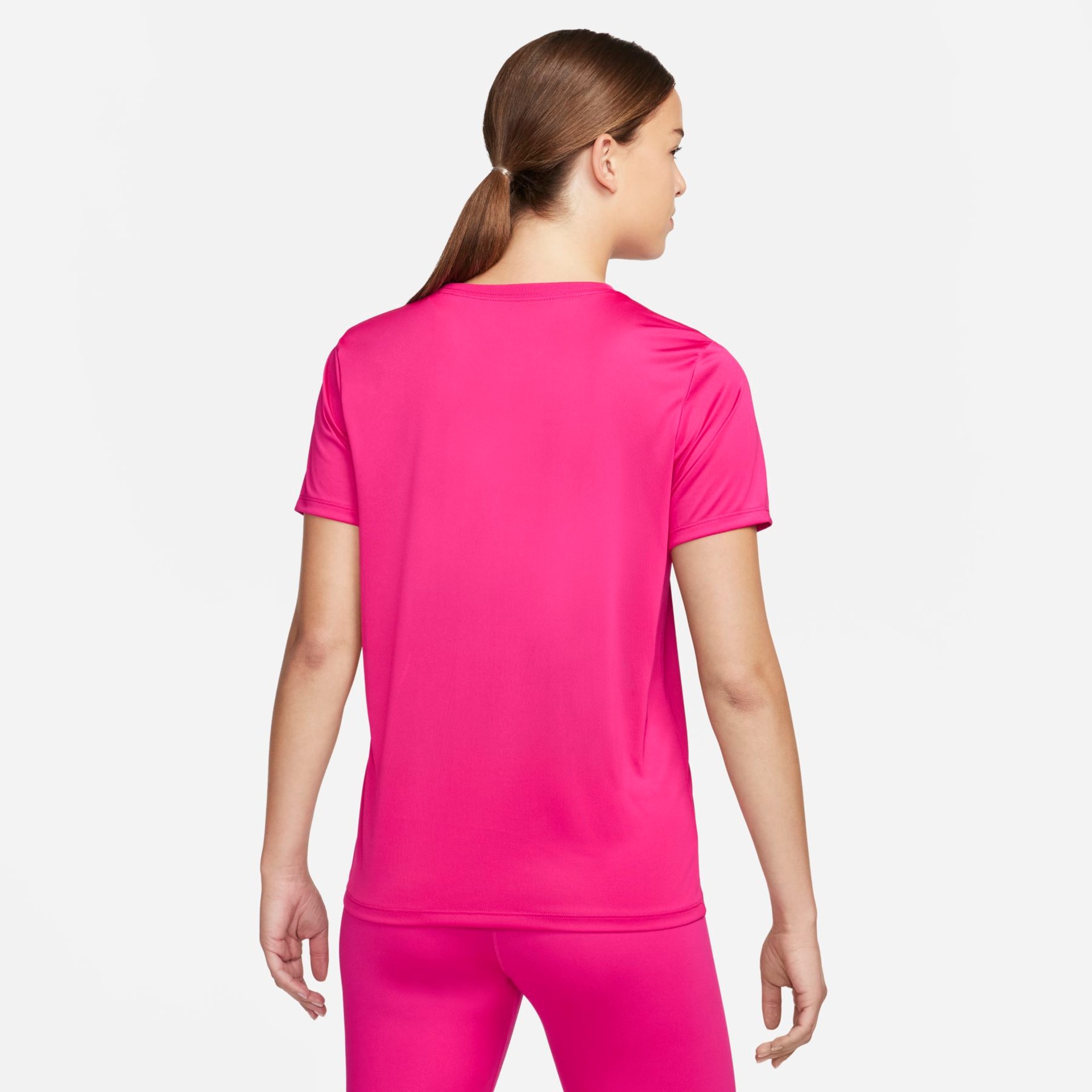 Camiseta Nike Dri-FIT Feminina - Foto 2