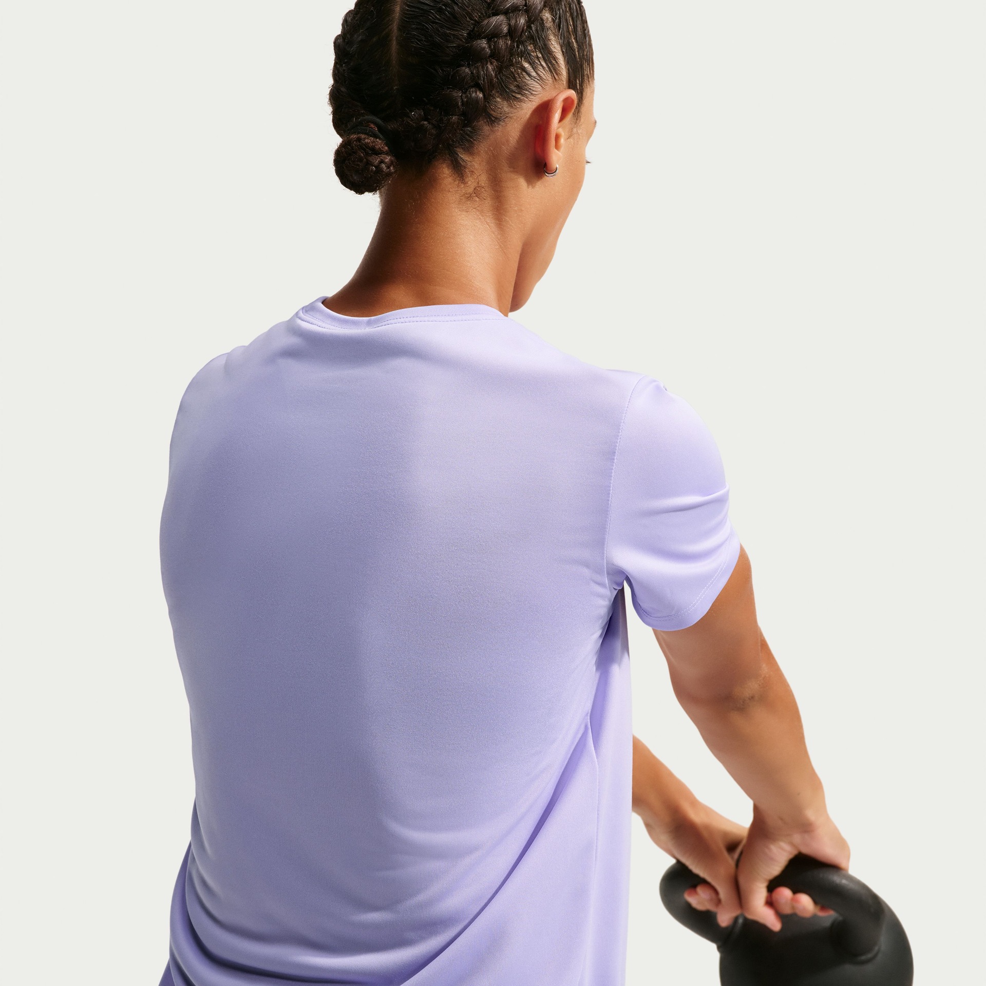 Camiseta Nike Dri-FIT Feminina - Foto 2