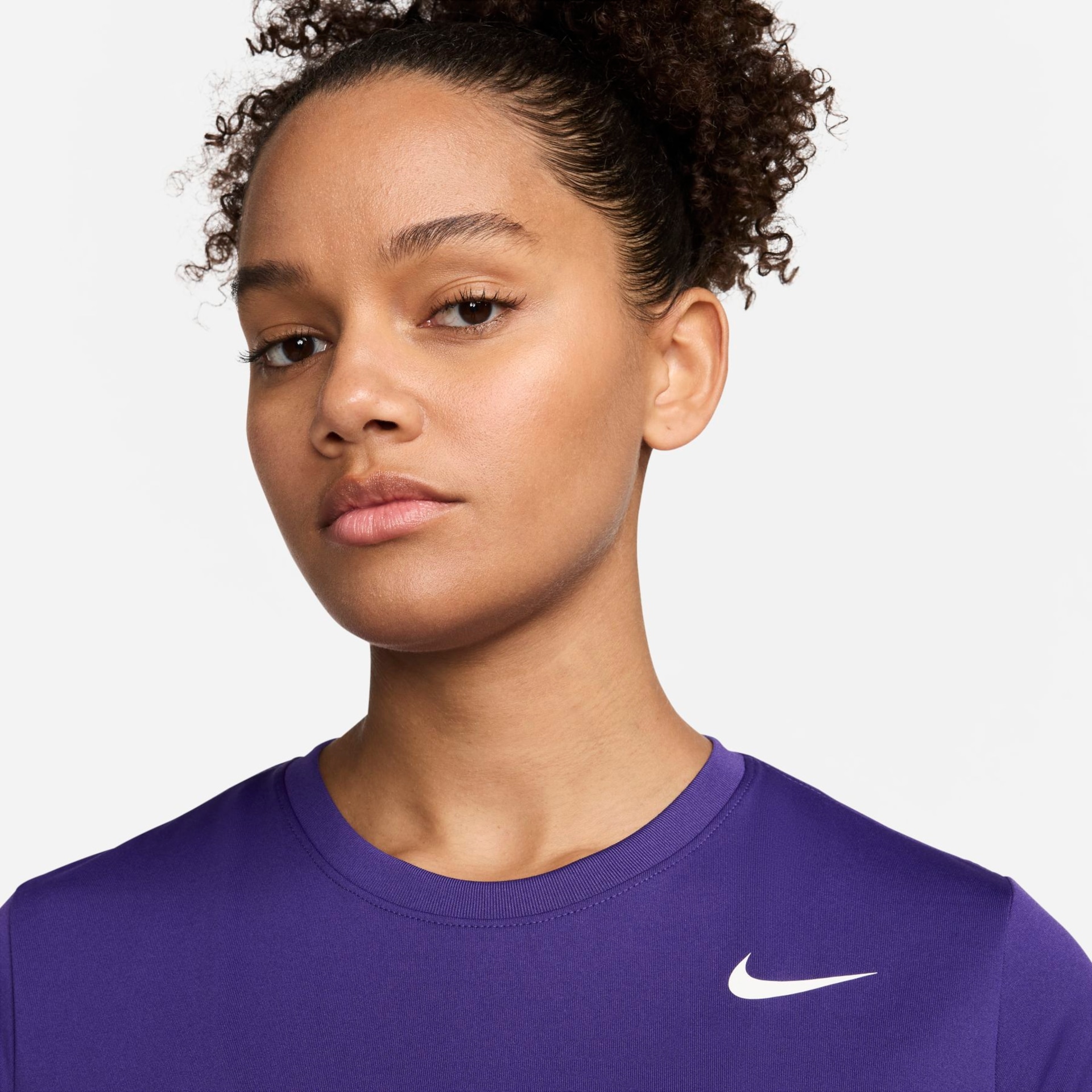 Camiseta Nike Dri-FIT Feminina - Foto 3