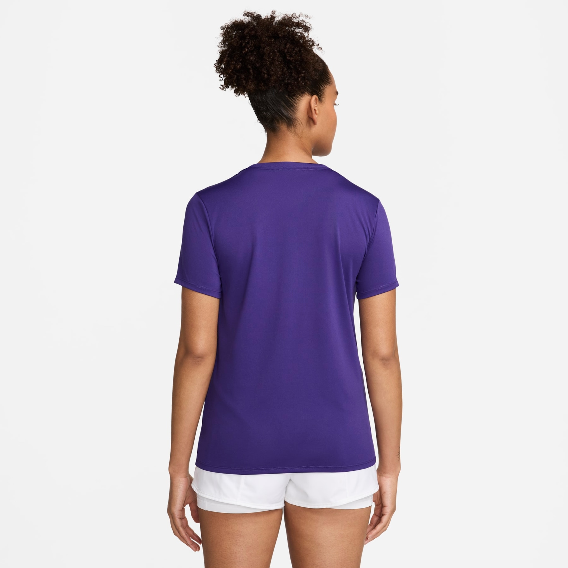 Camiseta Nike Dri-FIT Feminina - Foto 5