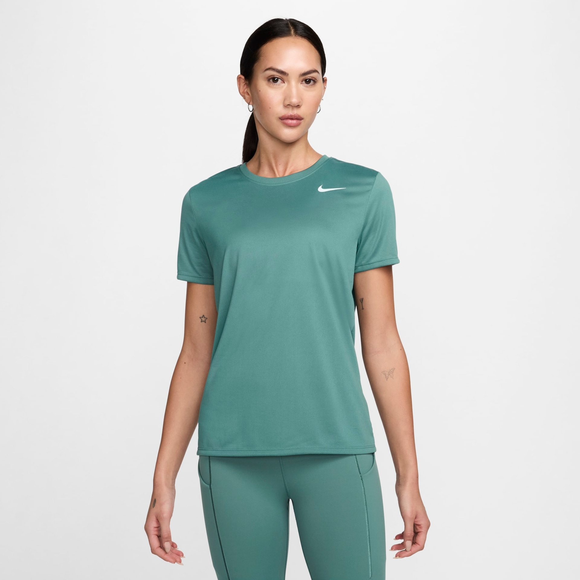 Camiseta Nike Dri-FIT Feminina - Foto 1