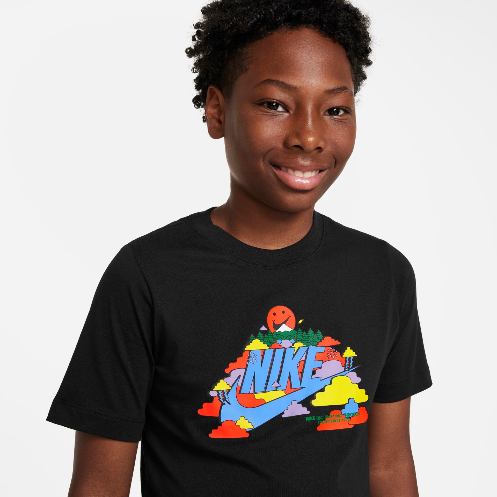 Camiseta Nike Sportswear Infantil - Foto 3