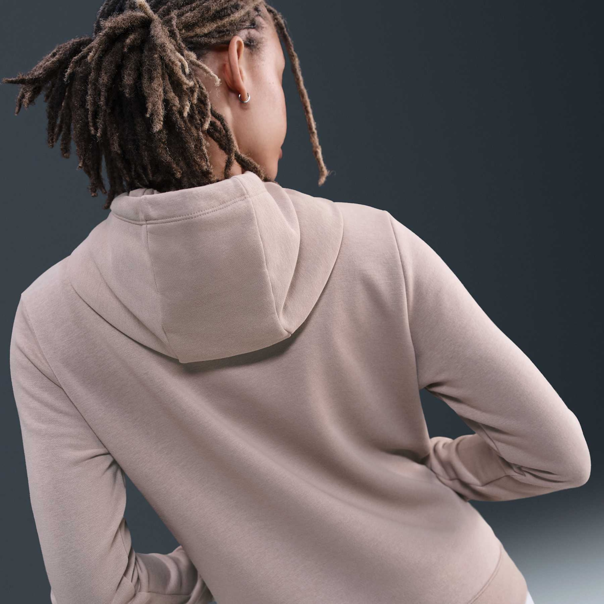 Blusão Nike Sportswear Club Fleece Feminino - Foto 2