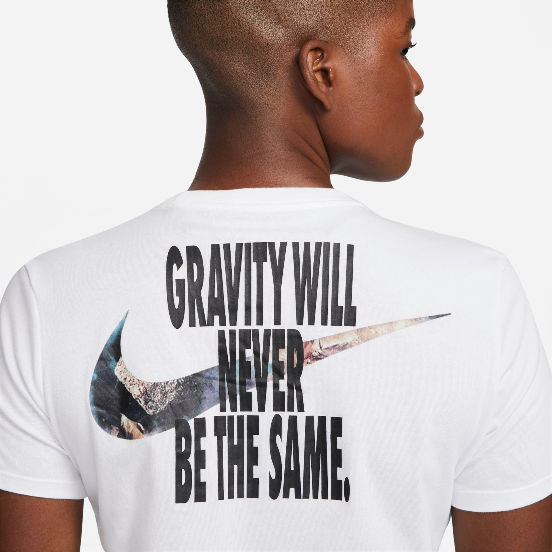 Camiseta Nike Dri-FIT Swoosh Fly Feminina - Foto 3