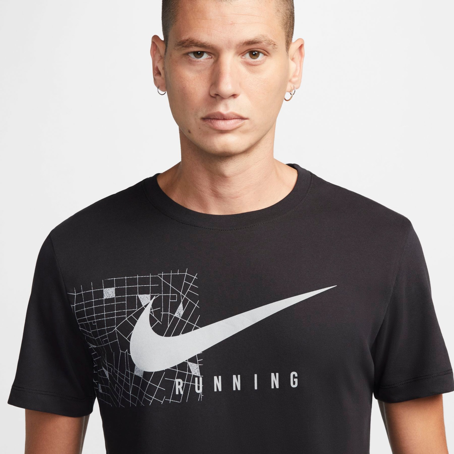 Camiseta Nike Dri-FIT Run Division Masculina - Foto 3