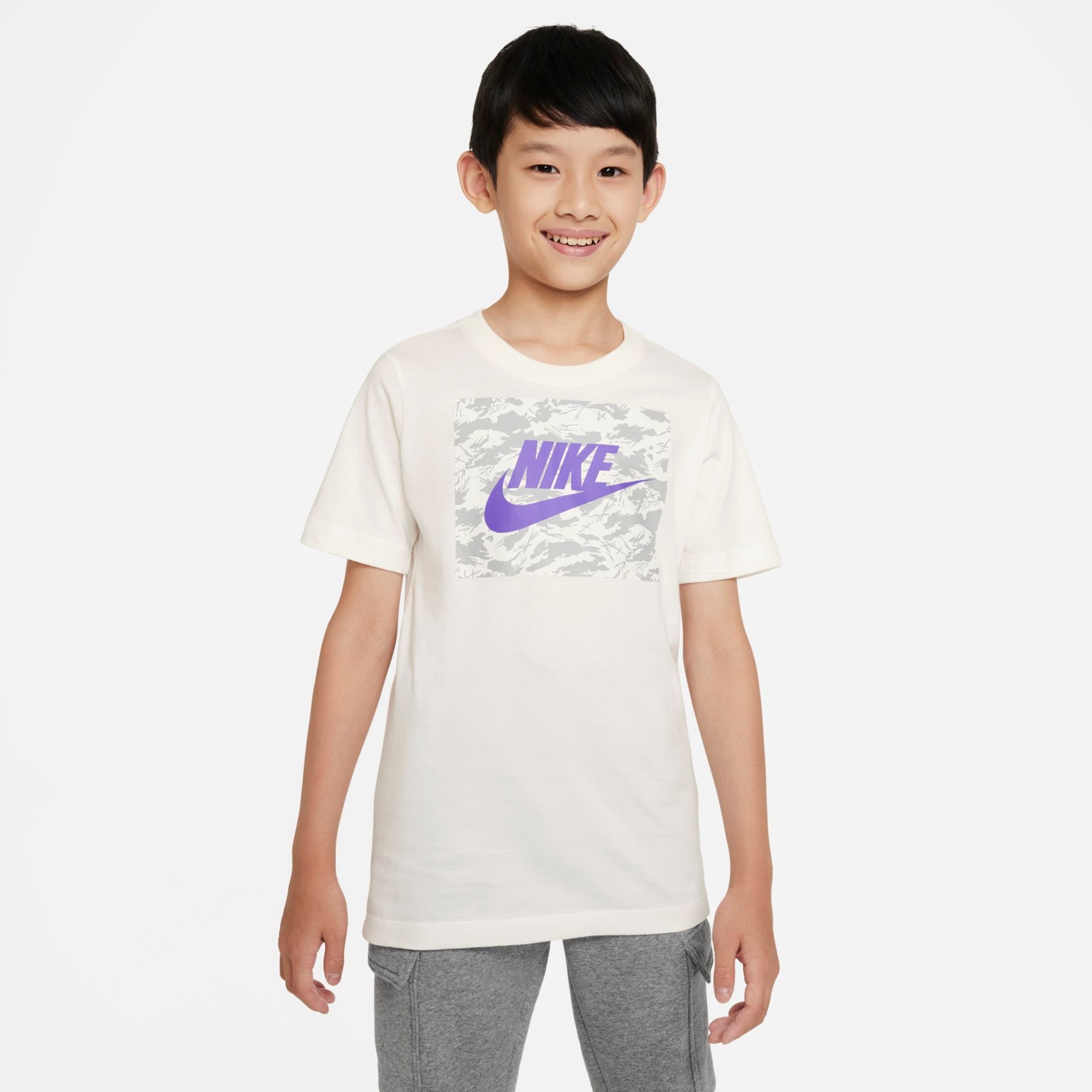 Camiseta Nike Sportswear Infantil - Foto 1