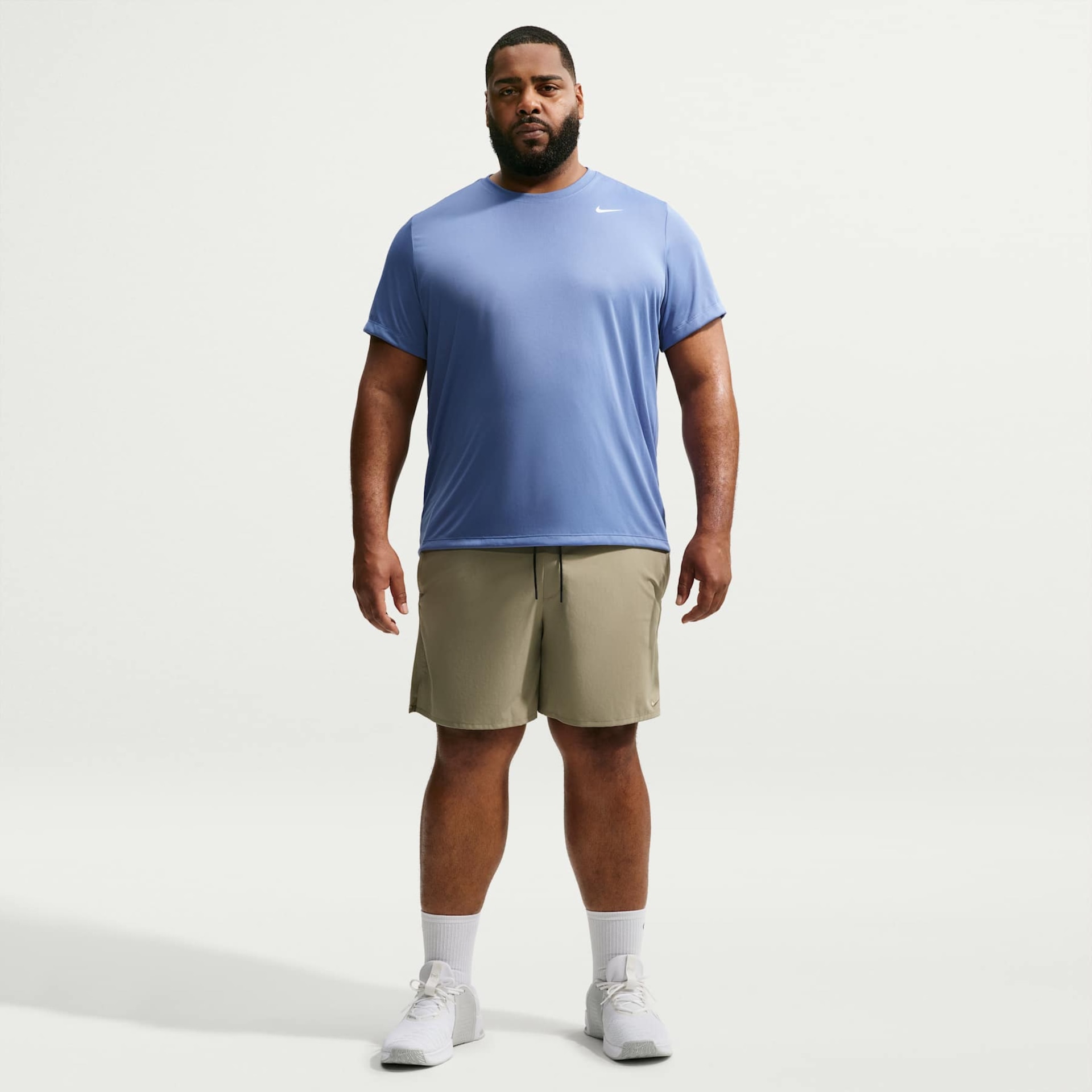 Camiseta Nike Dri-FIT Legend Masculina - Foto 9