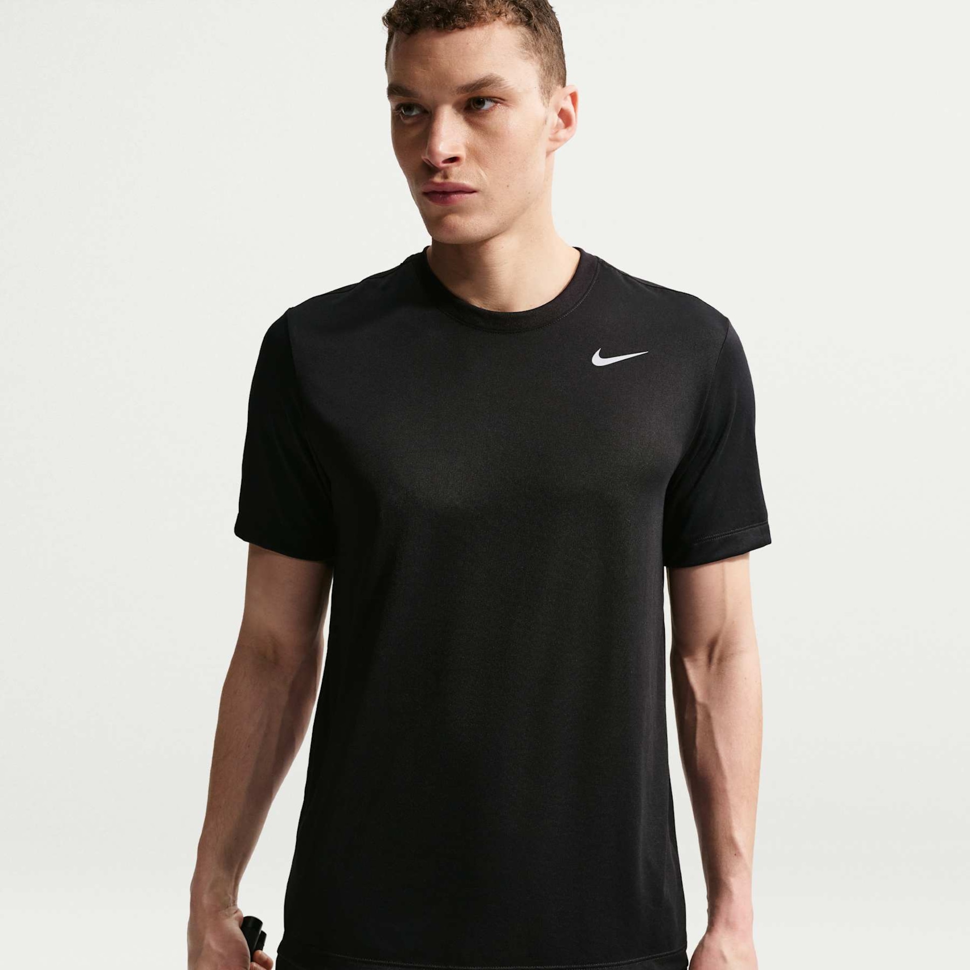 Camiseta Nike Dri-FIT Legend Masculina - Foto 1