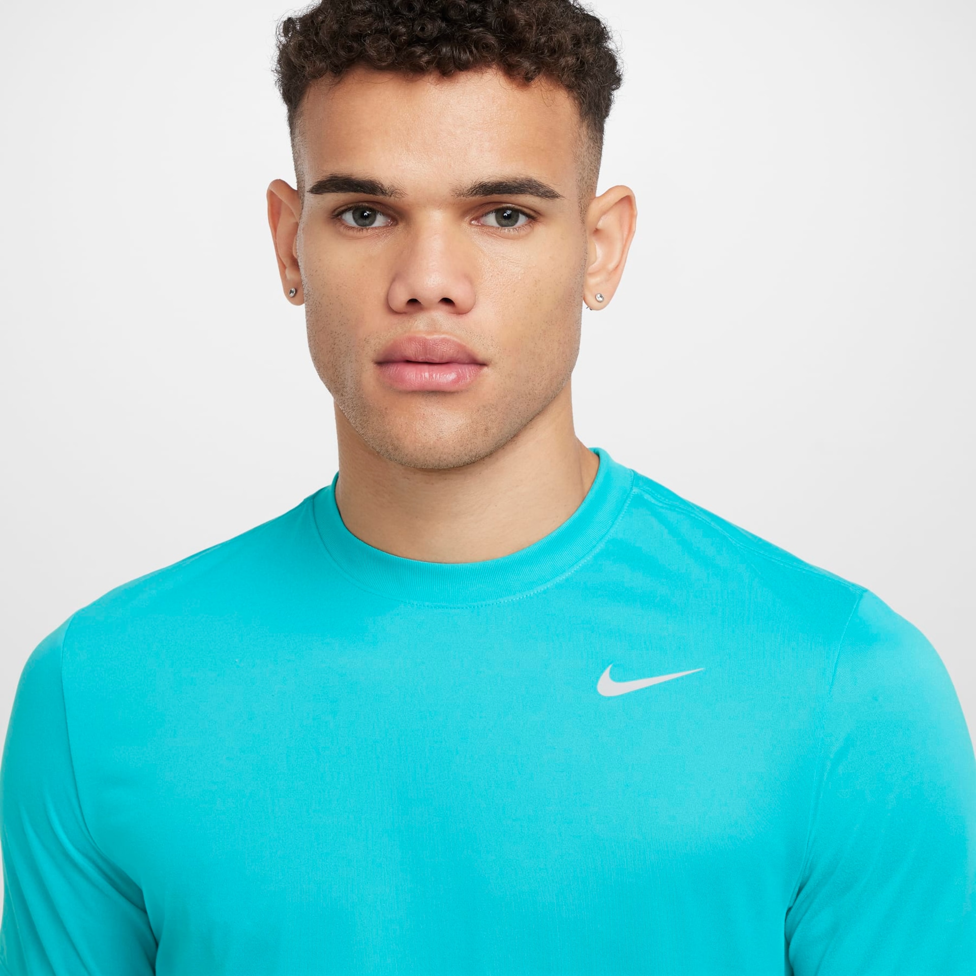 Camiseta Nike Dri-FIT Legend Masculina - Foto 3