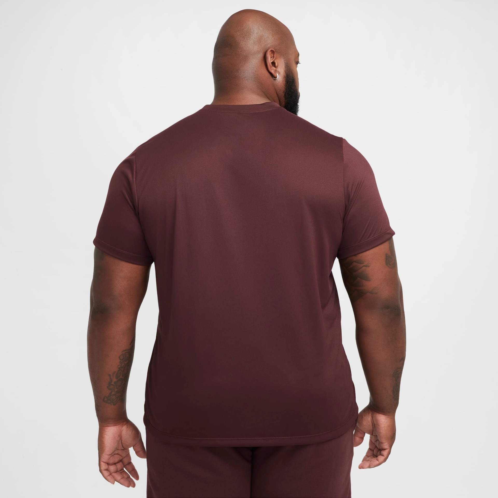 Camiseta Nike Dri-FIT Legend Masculina - Foto 6