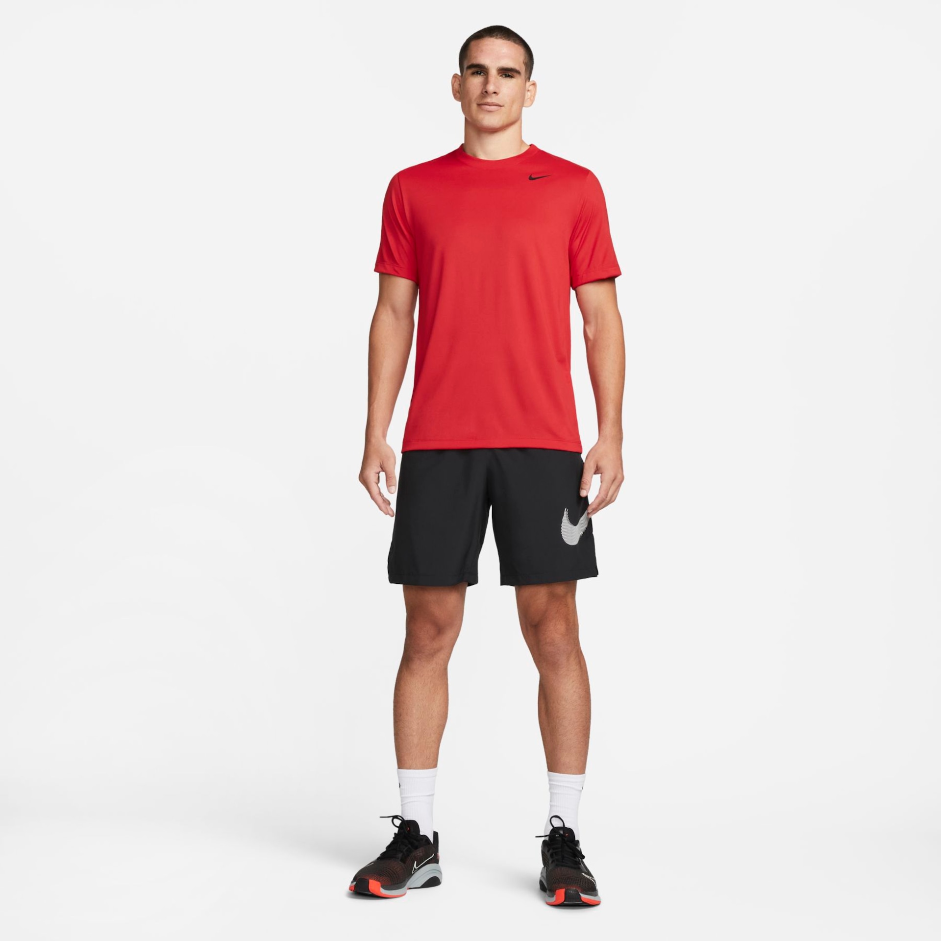 Camiseta Nike Dri-FIT Legend Masculina - Foto 5