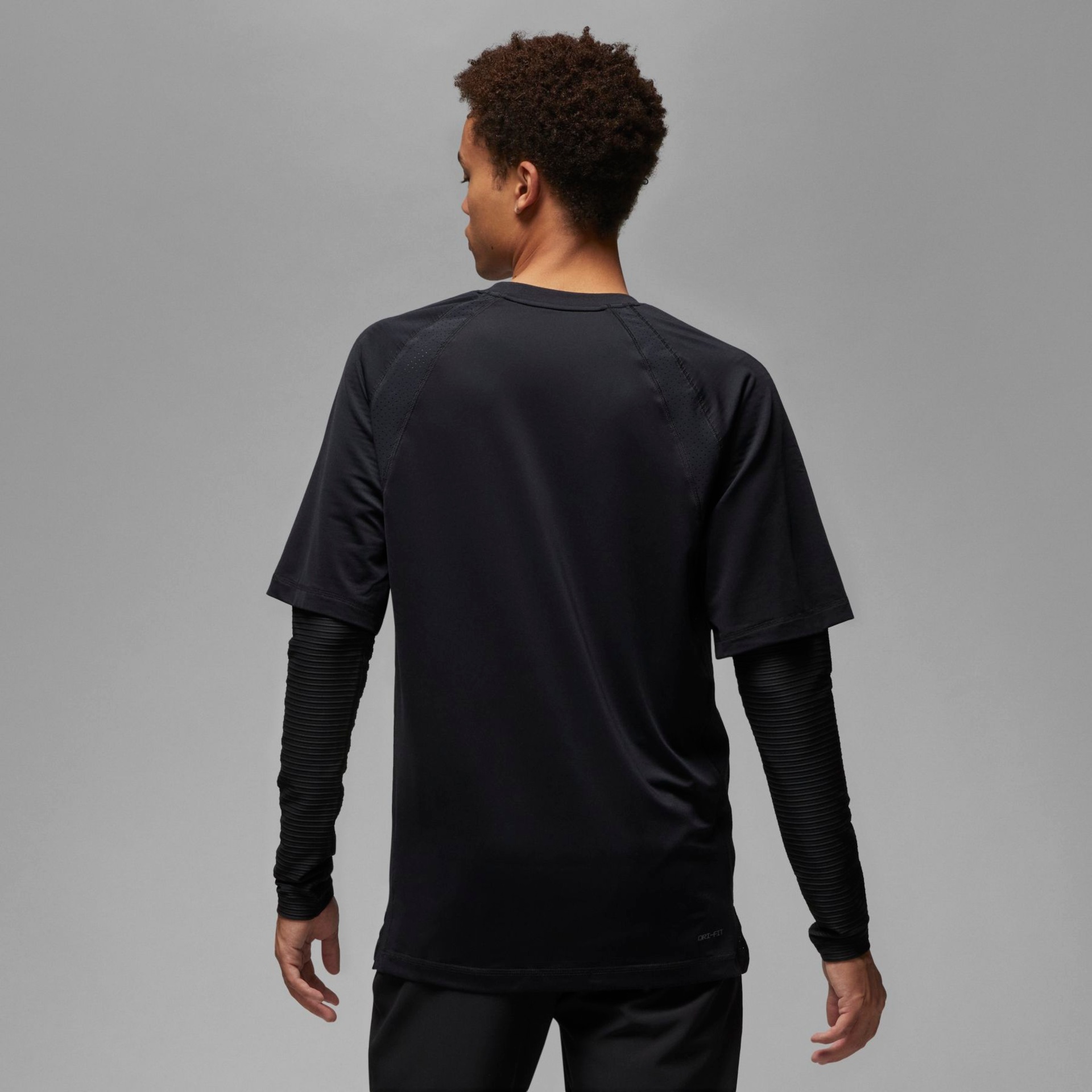 Camiseta Jordan Dri-FIT Sport Masculina - Foto 2