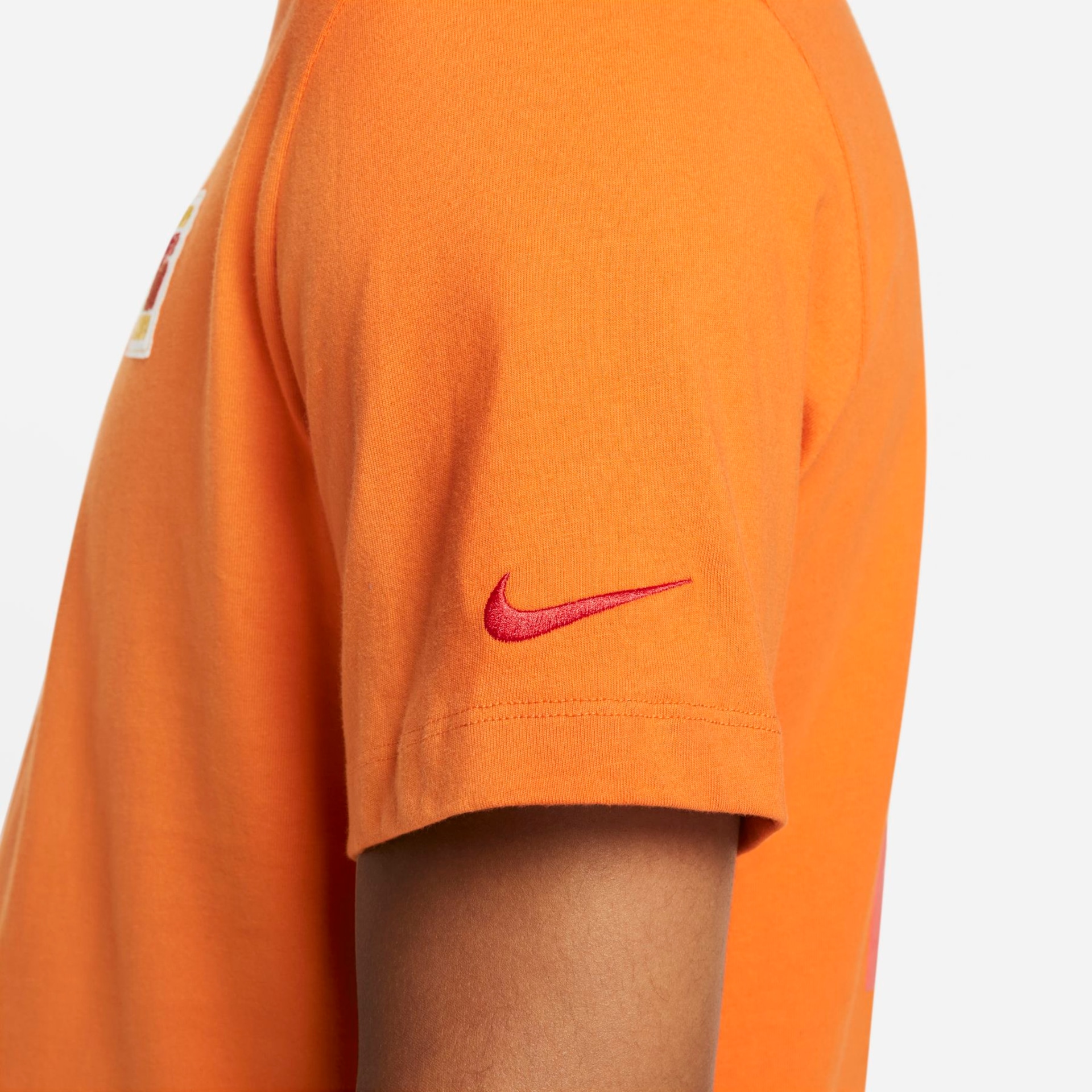 Camiseta Nike Sportswear Masculina - Foto 4