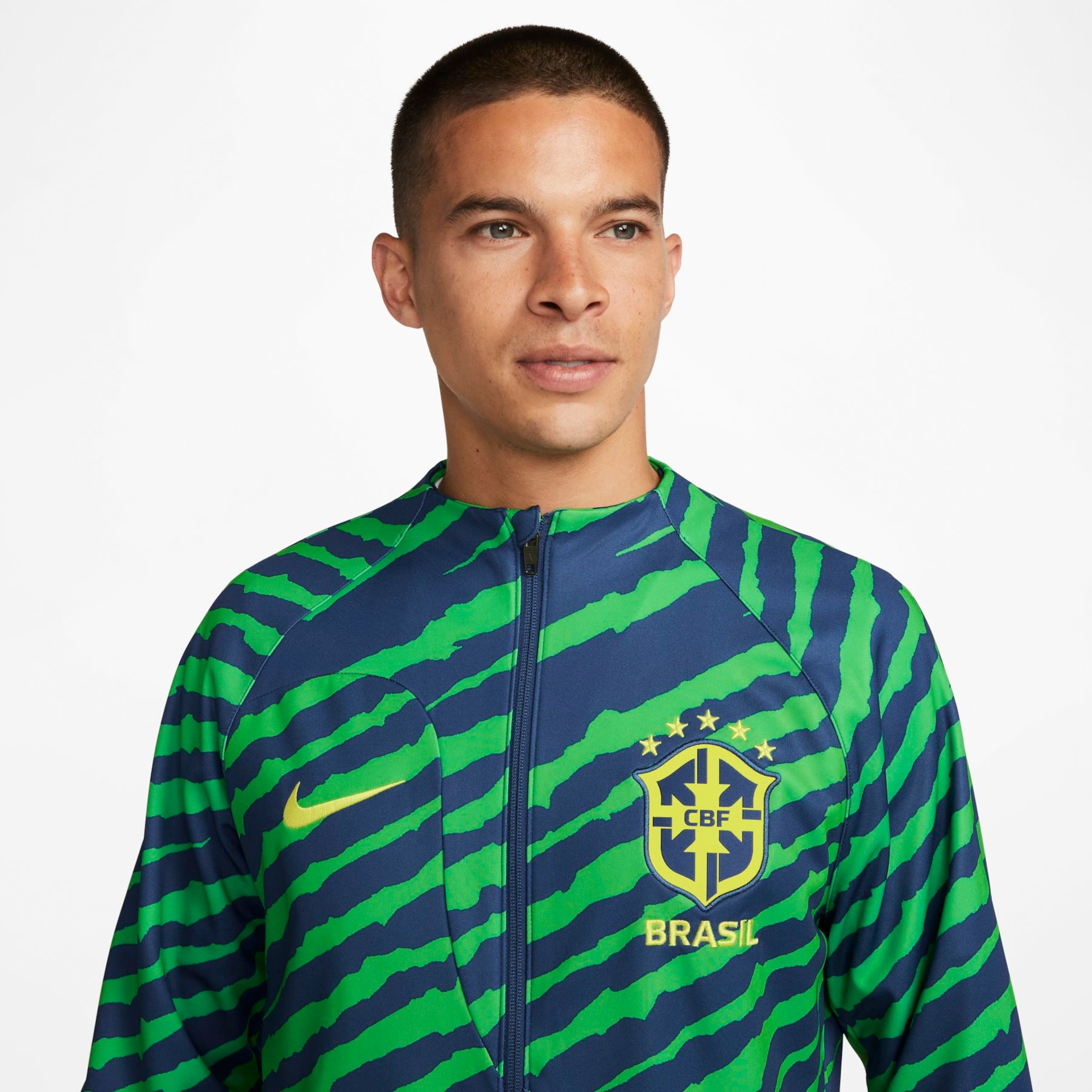 Jaqueta Nike Brasil Academy Pro Masculina - Foto 3