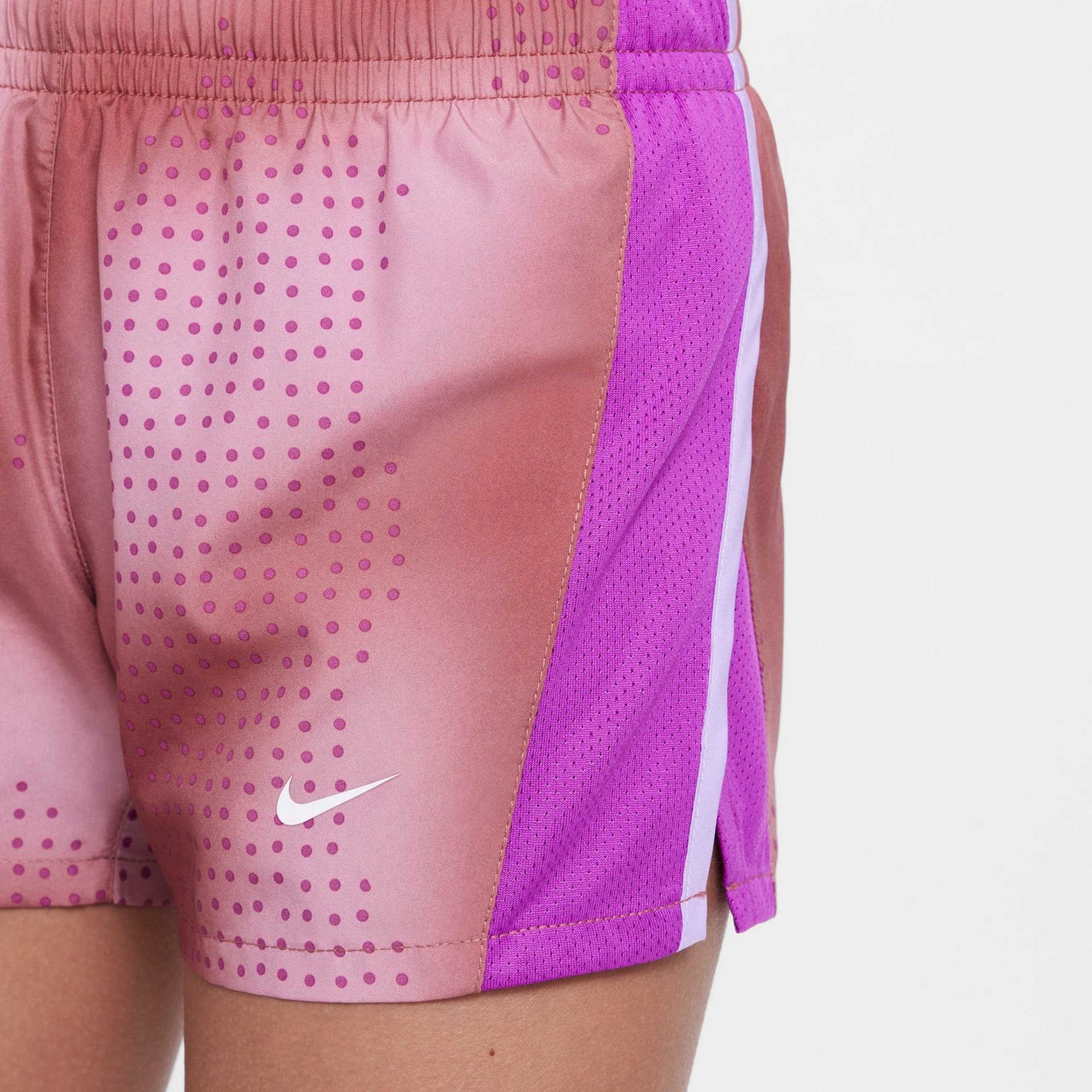 Shorts Nike Dri-FIT Sport Essentials+ 10K 2 Infantil - Foto 5